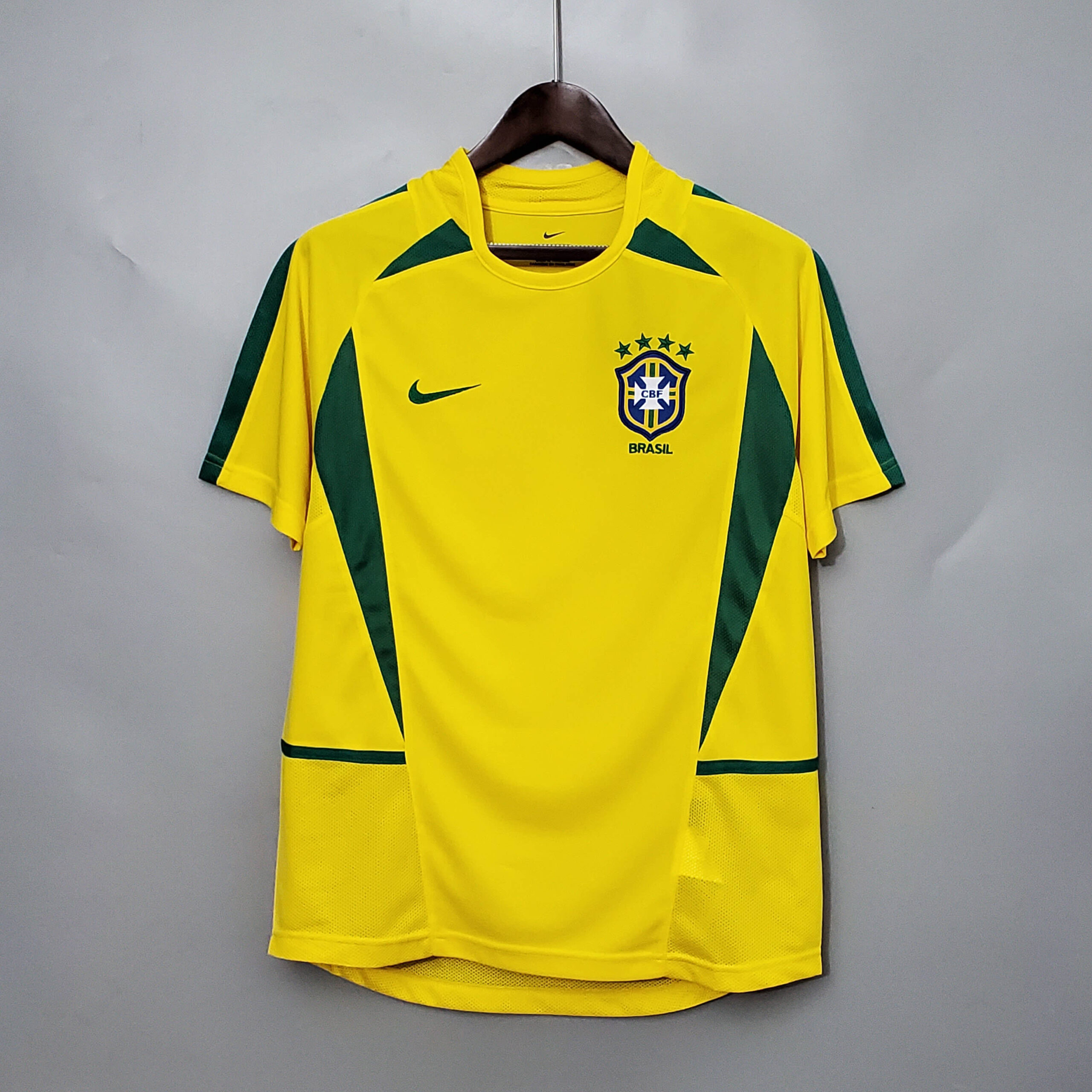 0081f16de70f829bd6078cc55acc4fb3.jpeg 2002 Retro Brazil Home Football Shirt 1:1 Thai Quality - Image 1