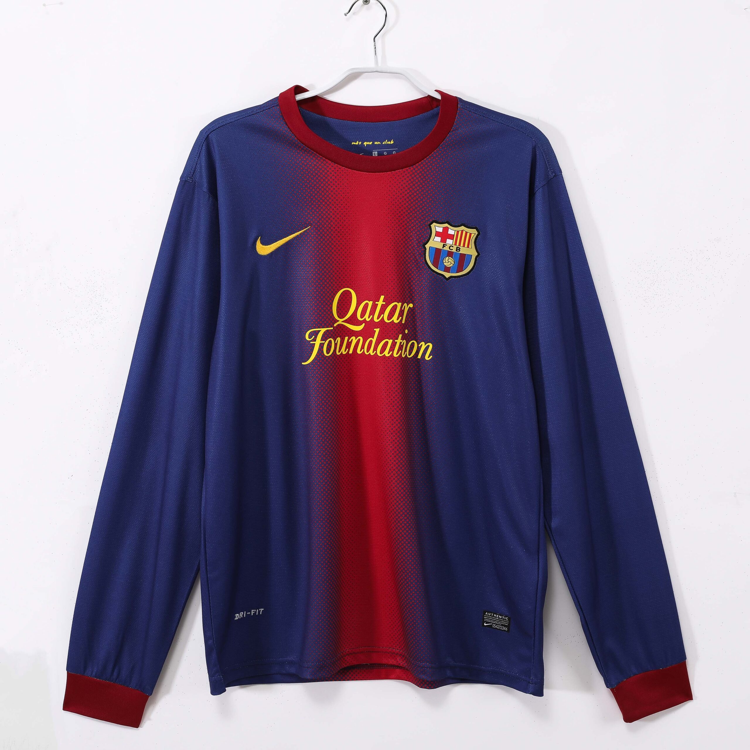 0371029ae4cff85c0e84294a37f86aa1.jpg 2012/2013 Retro Long Sleeve Barcelona Home Football Shirt 1:1 Thai Quality - Image 1