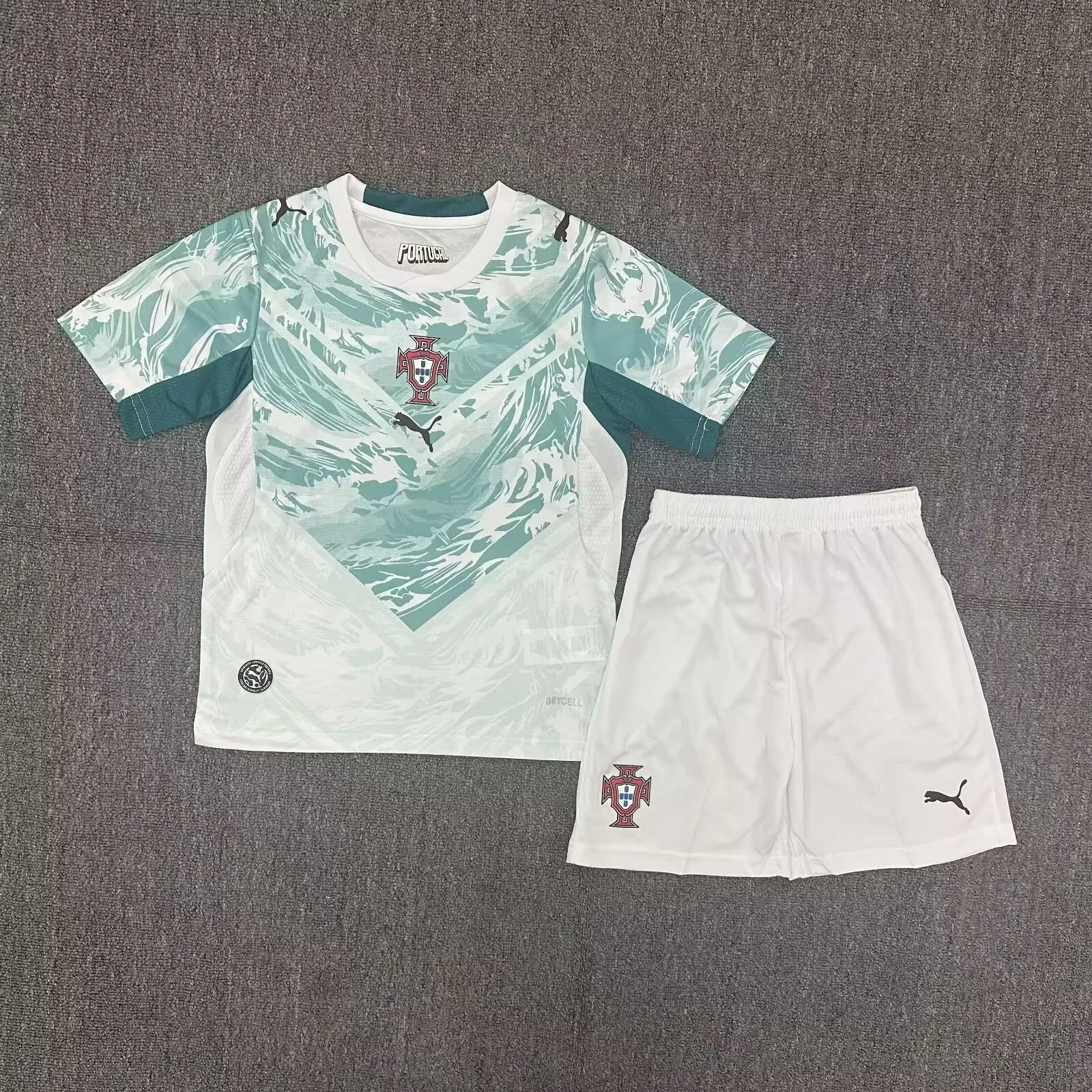 0624b0964aaf4a0f8dfdef859c9cc3e7.webp 2026 Portugal Away Football Shirt Kids Size 1:1 Thai Quality - Image 1