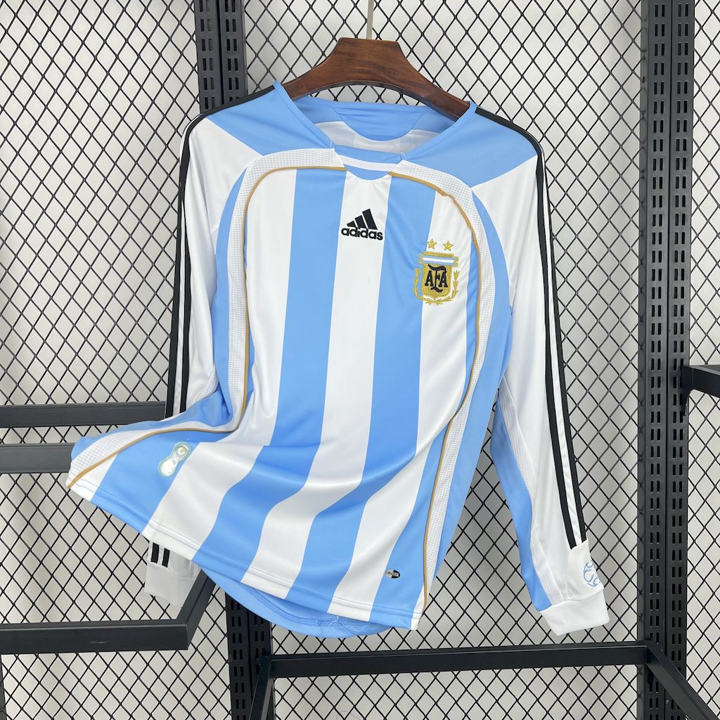 127ba54177bb294f611b850cf36583e2.jpg 2006/2007 Retro Long Sleeve Argentina Home Football Shirt 1:1 Thai Quality - Image 1