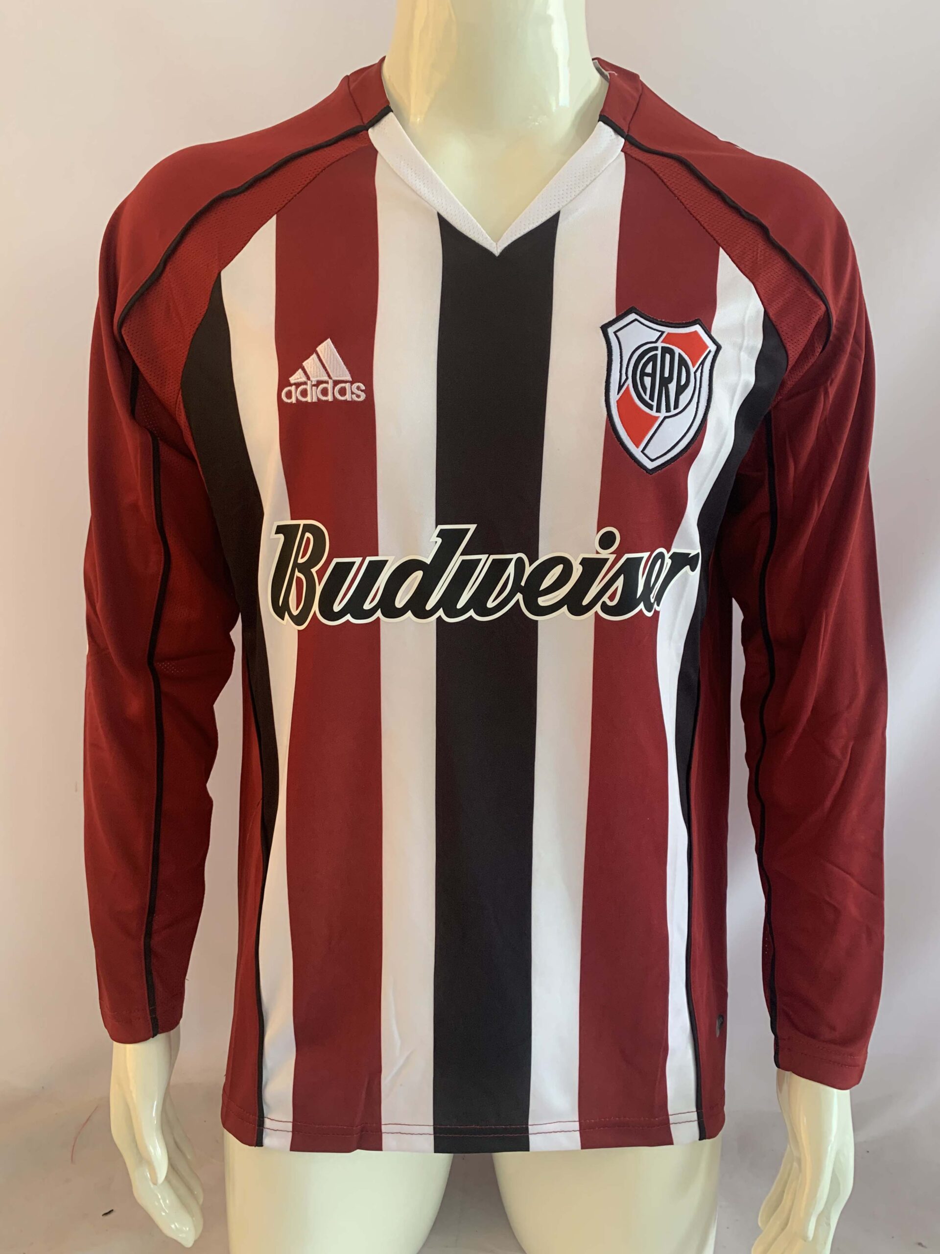 159fcbccc1b0c6a3dc431c818026067c.jpg 2005/2006 Retro Long Sleeve River Plate Away Football Shirt 1:1 Thai Quality - Image 1