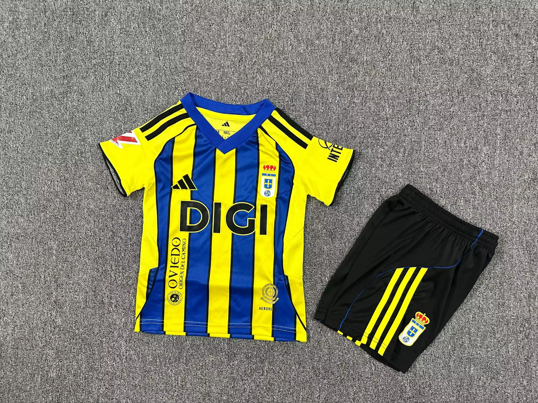 16da7cb3941a1cccc4ff1f74c3b393b0.webp 2025/2026 Real Oviedo Vetusta Away Football Shirt Kids Size 1:1 Thai Quality - Image 1