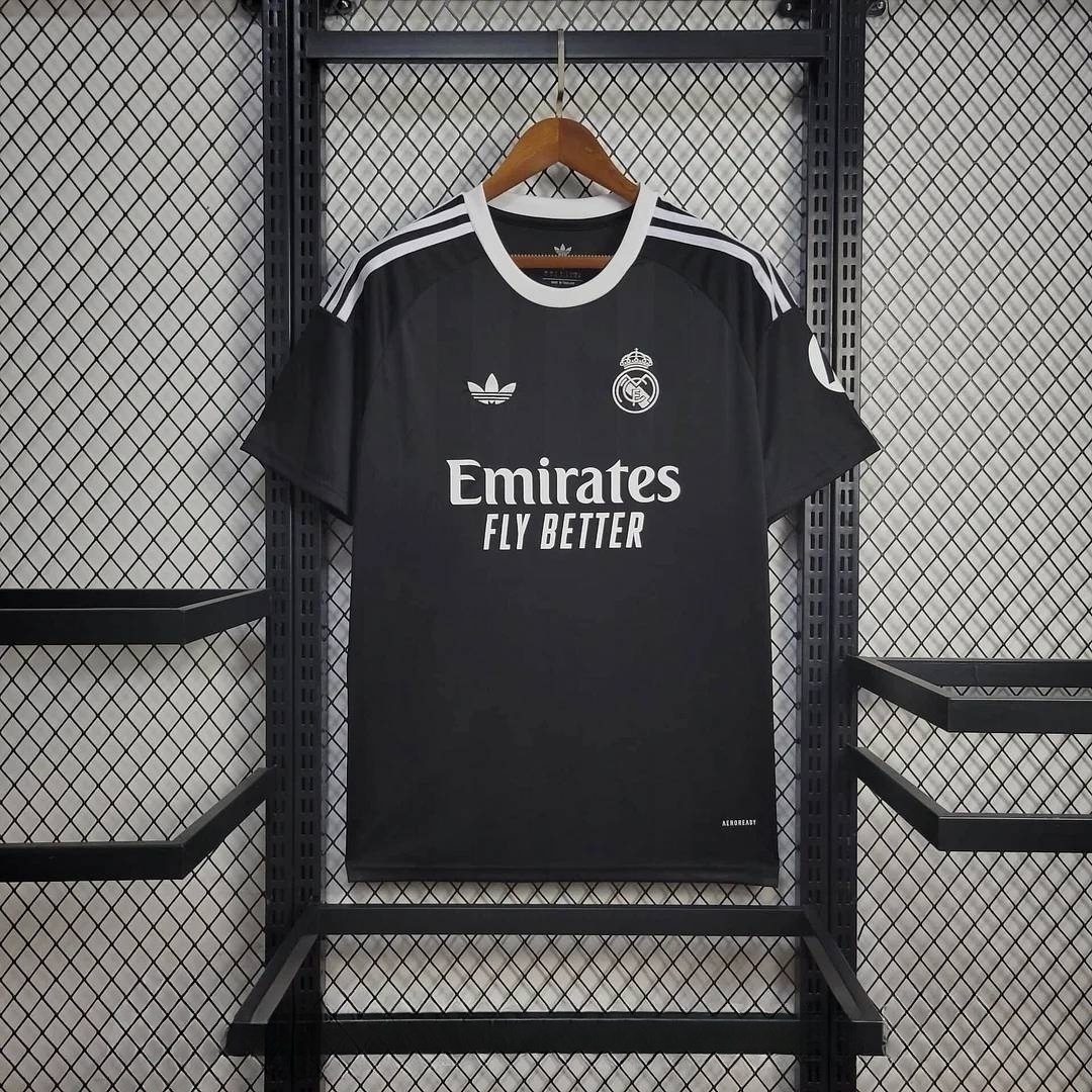 19bf979c0a84fb6326dac4a4457adfb4.jpg 2025/2026 Real Madrid Special Edition Football Shirt 1:1 Thai Quality - Image 1