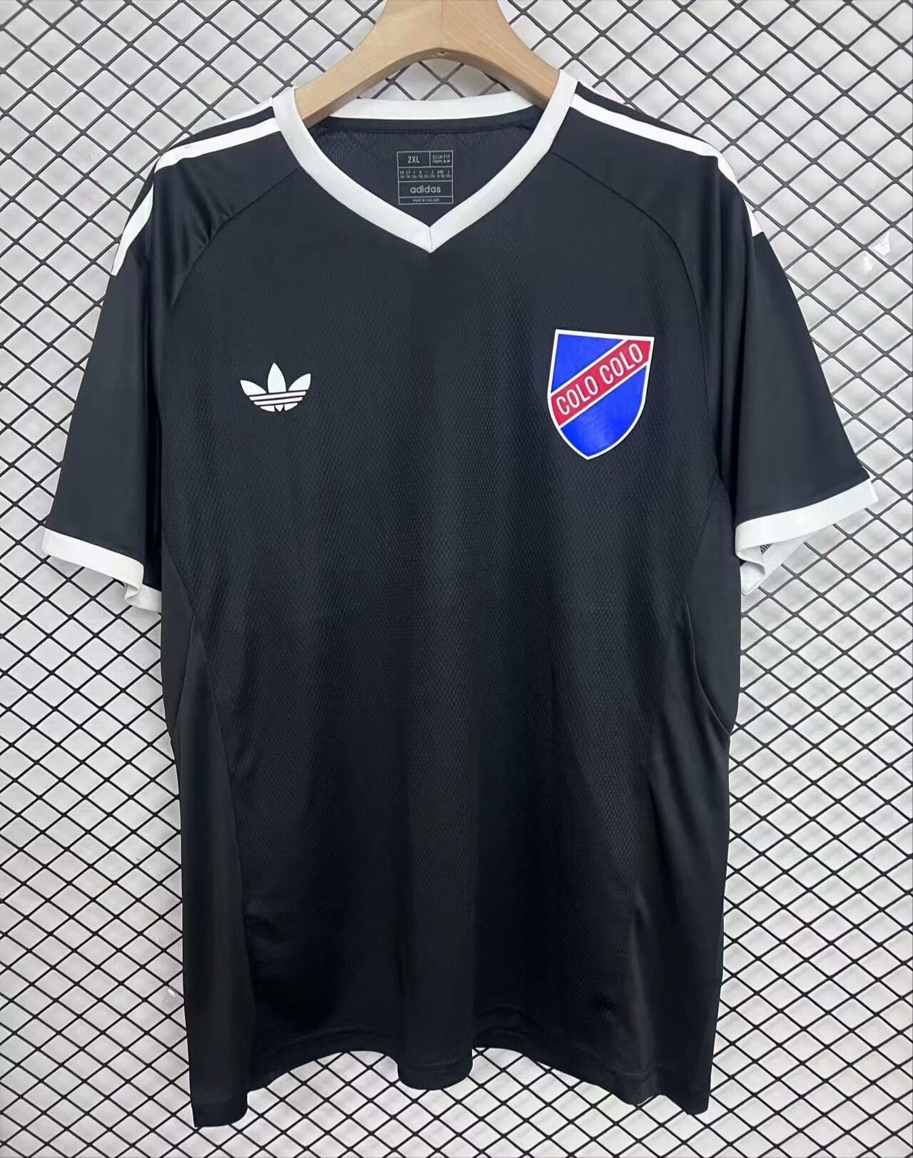 1a57055687f9eb80cf66fe96b520d1cf.jpeg 2025/2026 Colo Colo 100th Anniversary Football Shirt 1:1 Thai Quality - Image 1