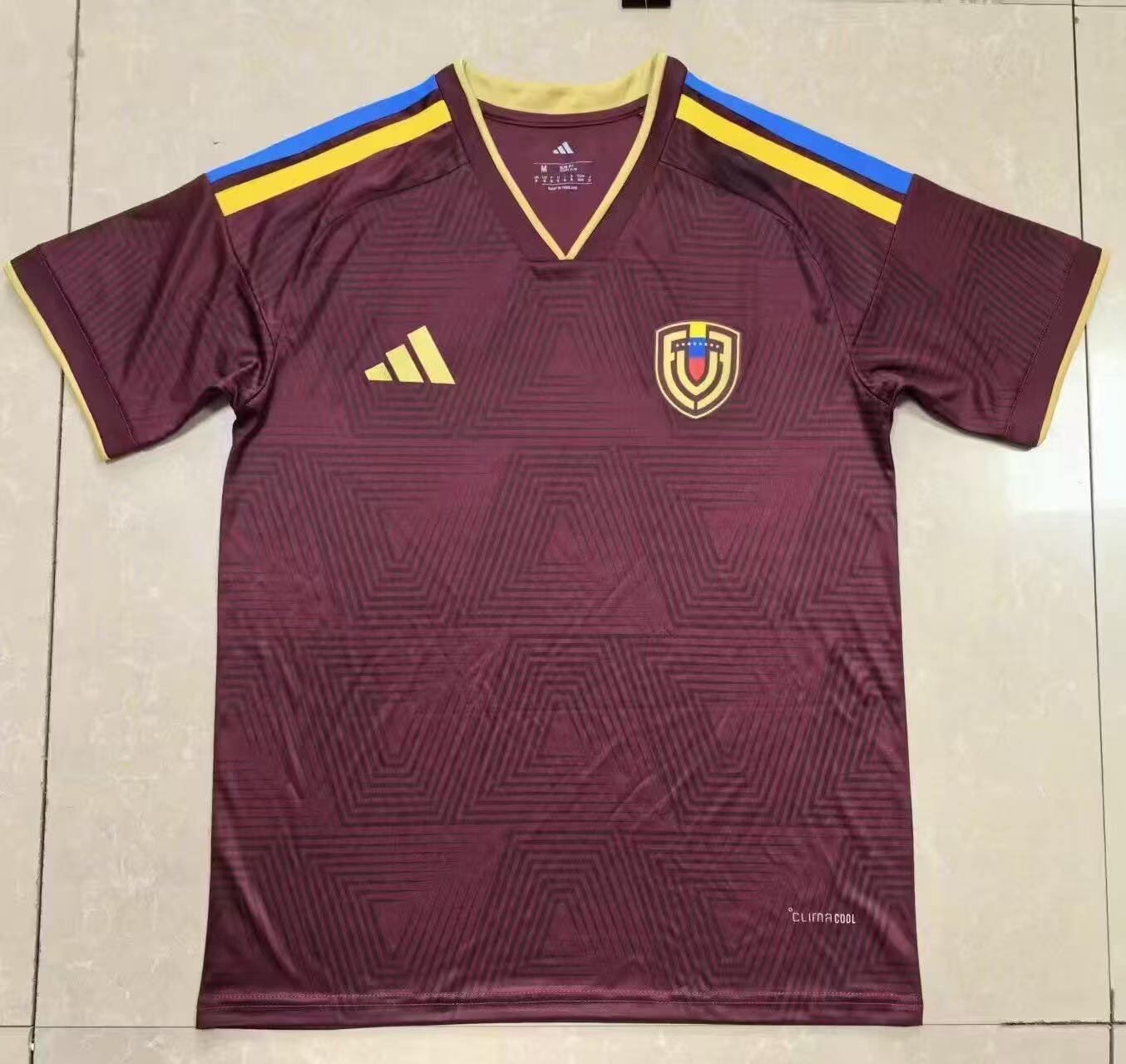 1d6c2b59126f0f0619dff3902ef15aa0.jpg 2026 Venezuela Home Football Shirt 1:1 Thai Quality - Image 1