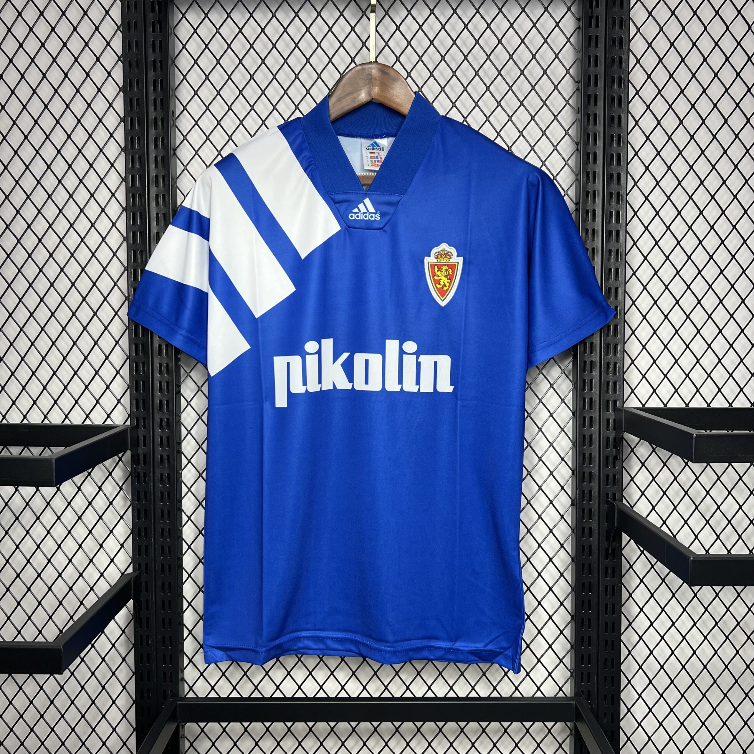 21aaa48d900eb0dbdb5e3c648764ff74.jpg 1992/1993 Retro Real Zaragoza Away Football Shirt 1:1 Thai Quality - Image 1