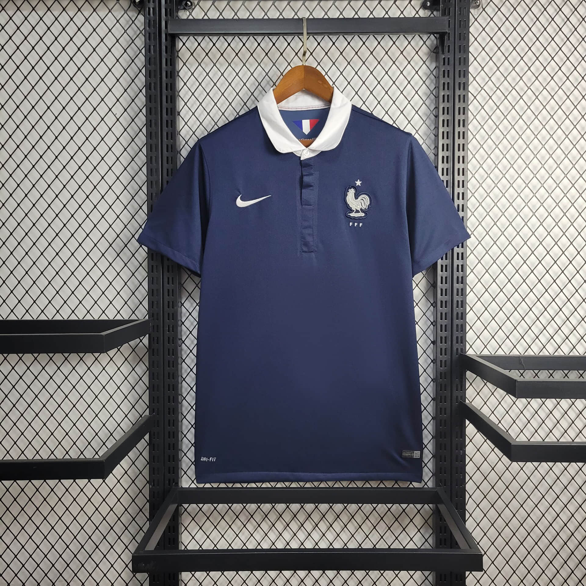 246a428560e9605bdc1a0a5c2546d888.jpg 2014 Retro France Home Football Shirt 1:1 Thai Quality - Image 1