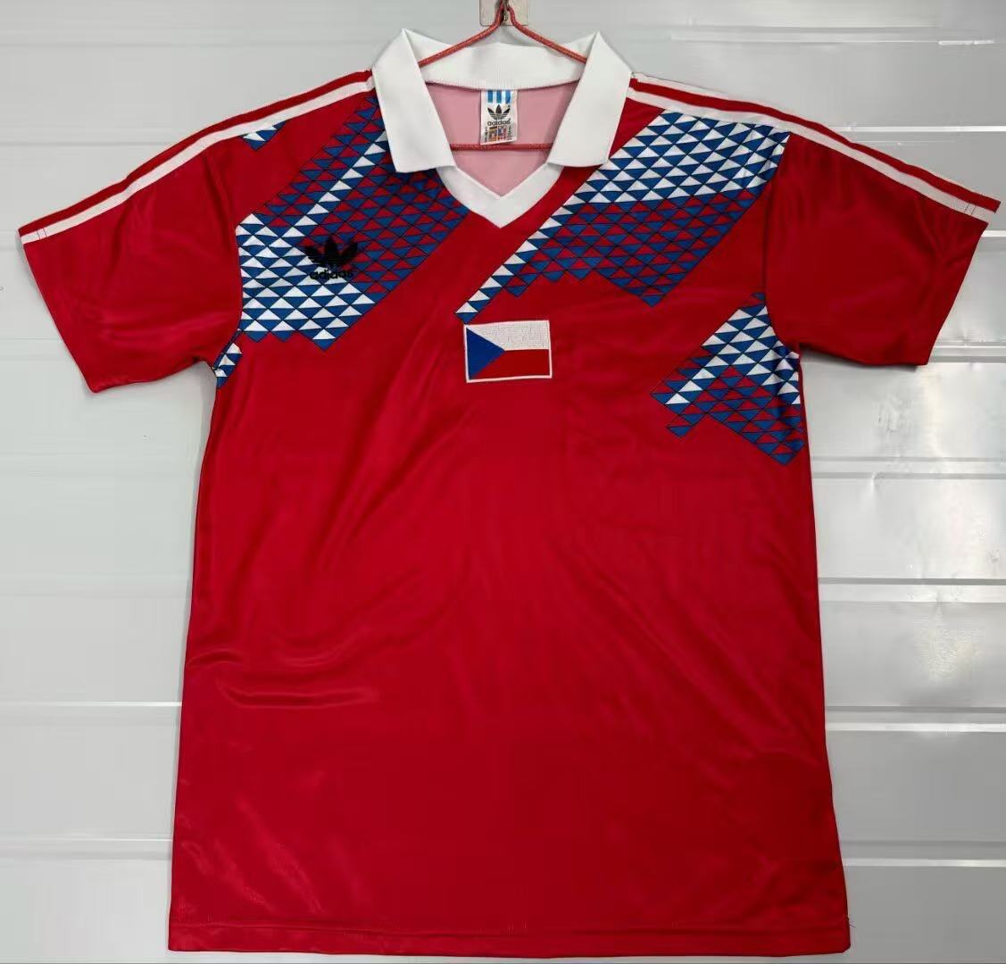 2749b8374ef078d7721c0ae8adcb866e.jpg 1990 Slovakia Home Football Shirt 1:1 Thai Quality - Image 1