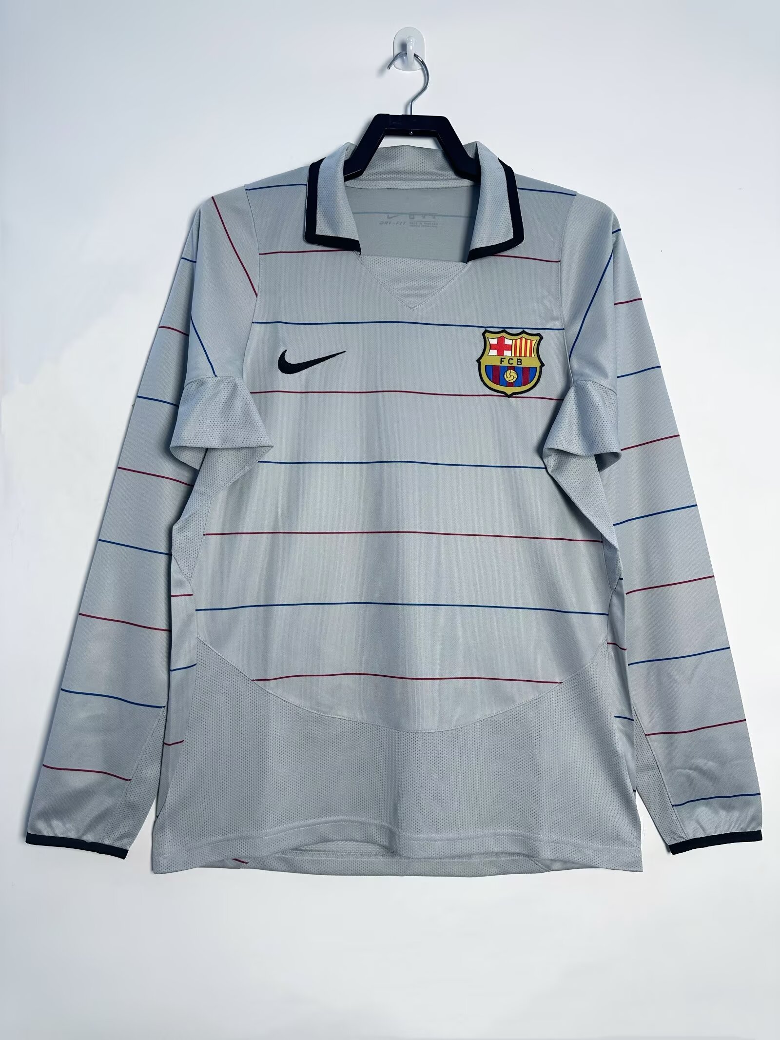 283093dc156151dee3b943f819ca94e4.jpg 2003/2004 Retro Long Sleeve Barcelona Away Football Shirt 1:1 Thai Quality - Image 1