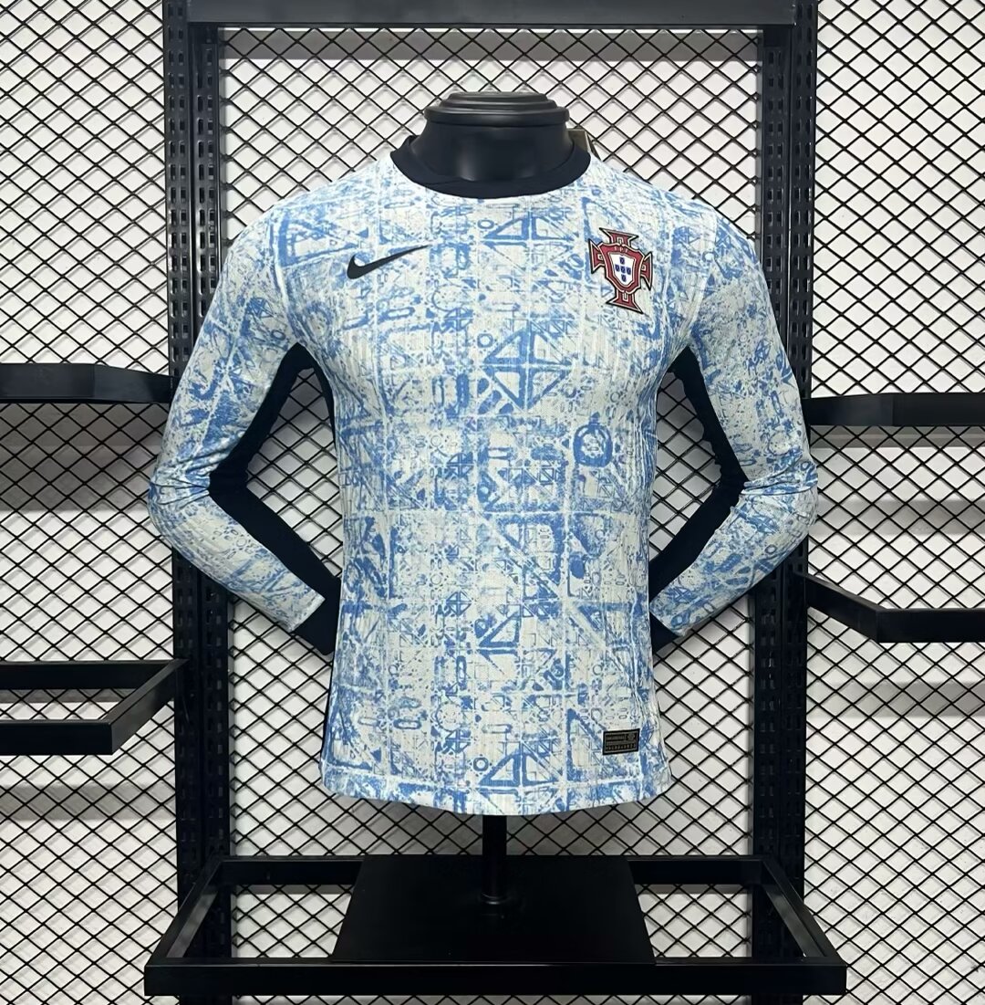 2a604b62bfdfb710e54bab36305a5874.jpg 2024 Long Sleeve Player Version Portugal Away Football Shirt 1:1 Thai Quality - Image 1
