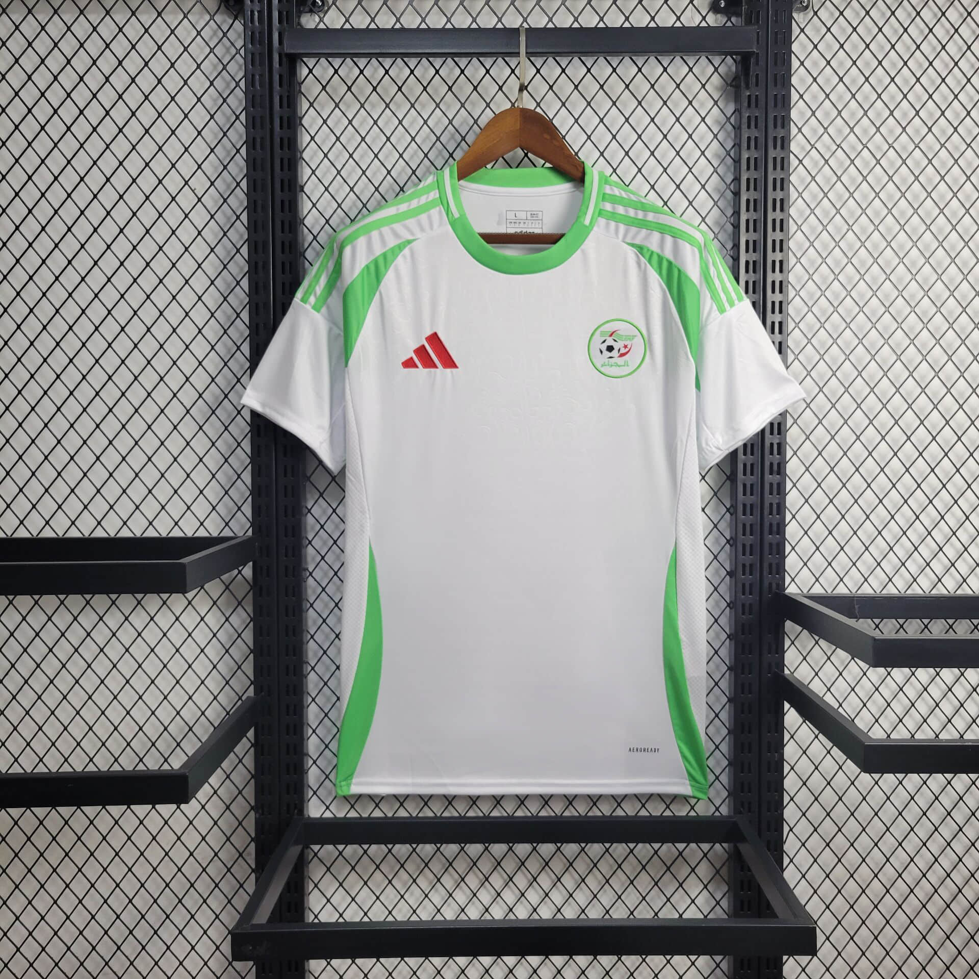 2bbc4ac4a054824c7ad34af5f1810df2.jpg 2024 Algeria Home Football Shirt 1:1 Thai Quality - Image 1