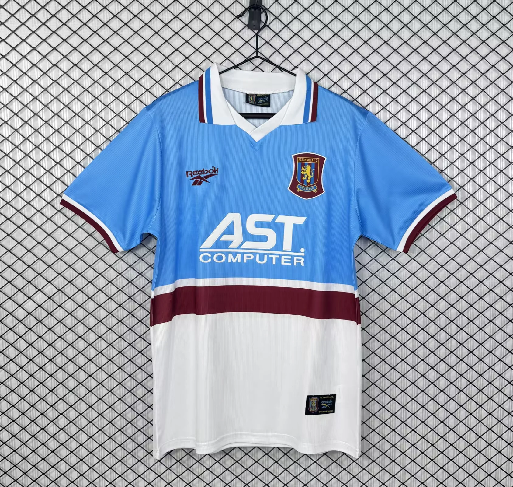 2ee579931979be4249c1025eaa9b86f5.webp 1997/1998 Retro Aston Villa Away Football Shirt 1:1 Thai Quality - Image 1