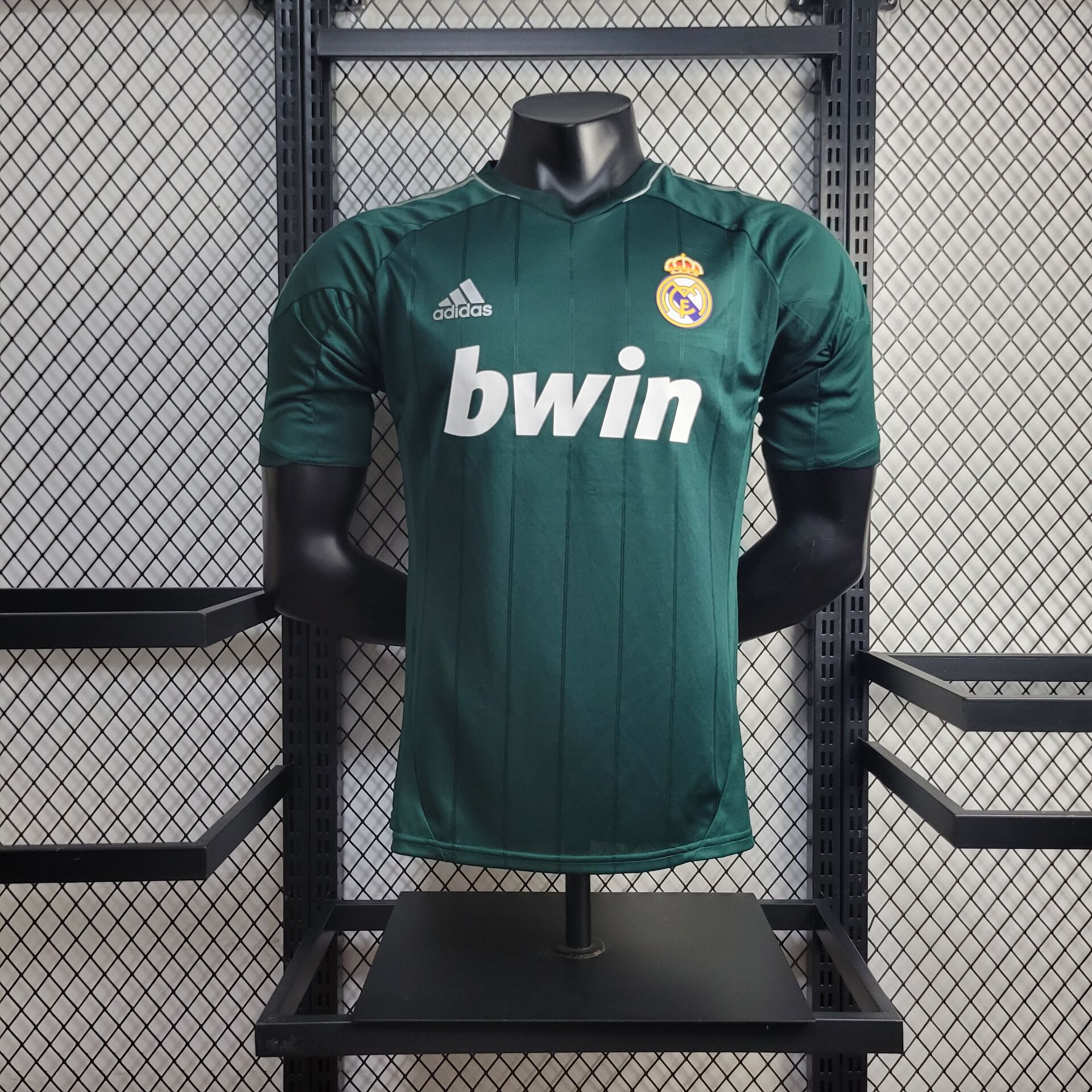 30773b9a6c46b98e3ad58914ec6bb529.jpg 2012/2013 Player Version Retro Real Madrid Away Football Shirt 1:1 Thai Quality - Image 1