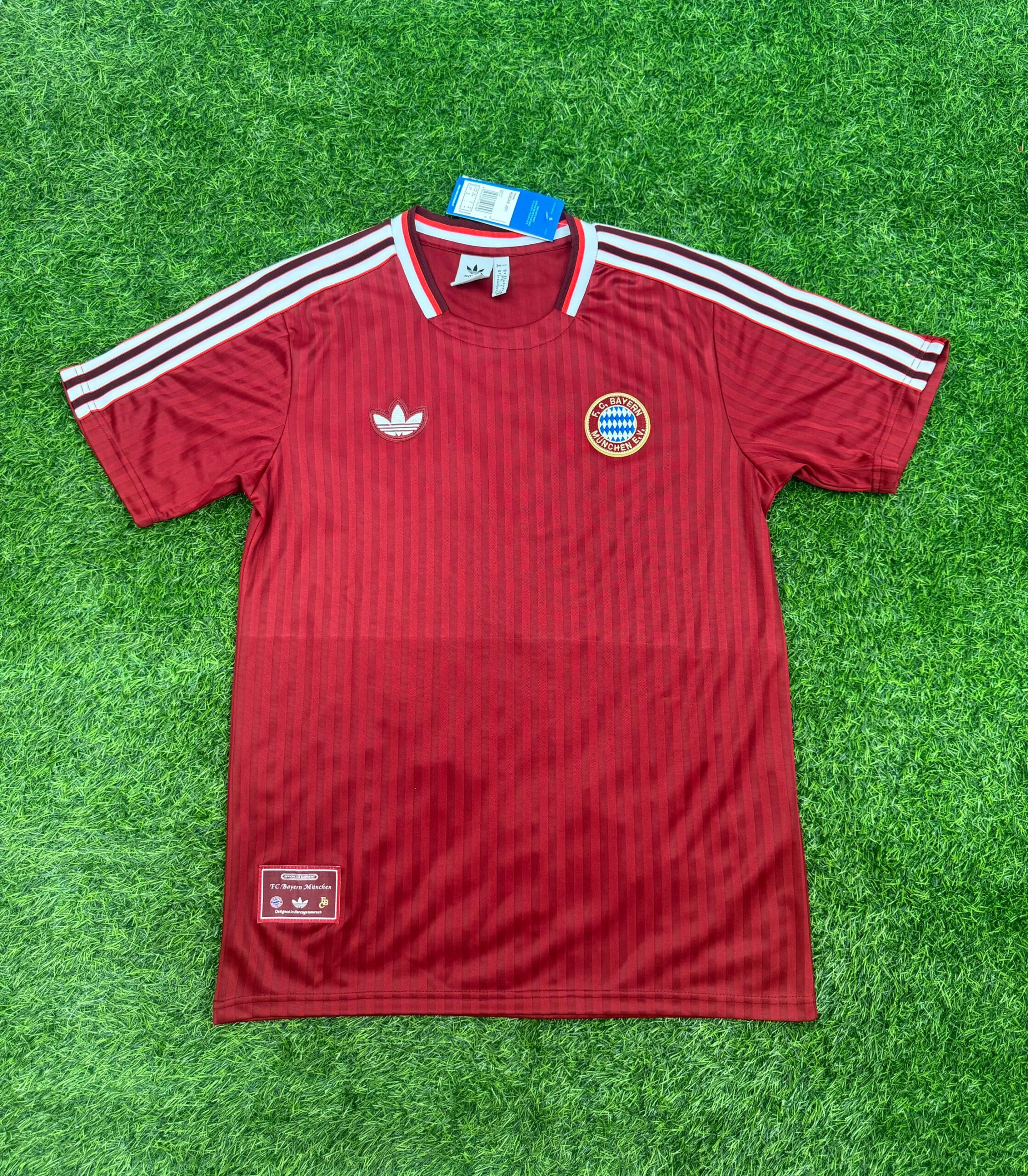 32f2737cf7ca04123381f210e82592ca.jpg 2025/26 Bayern Munich Retro Special Edition Football Shirt 1:1 Thai Quality - Image 1