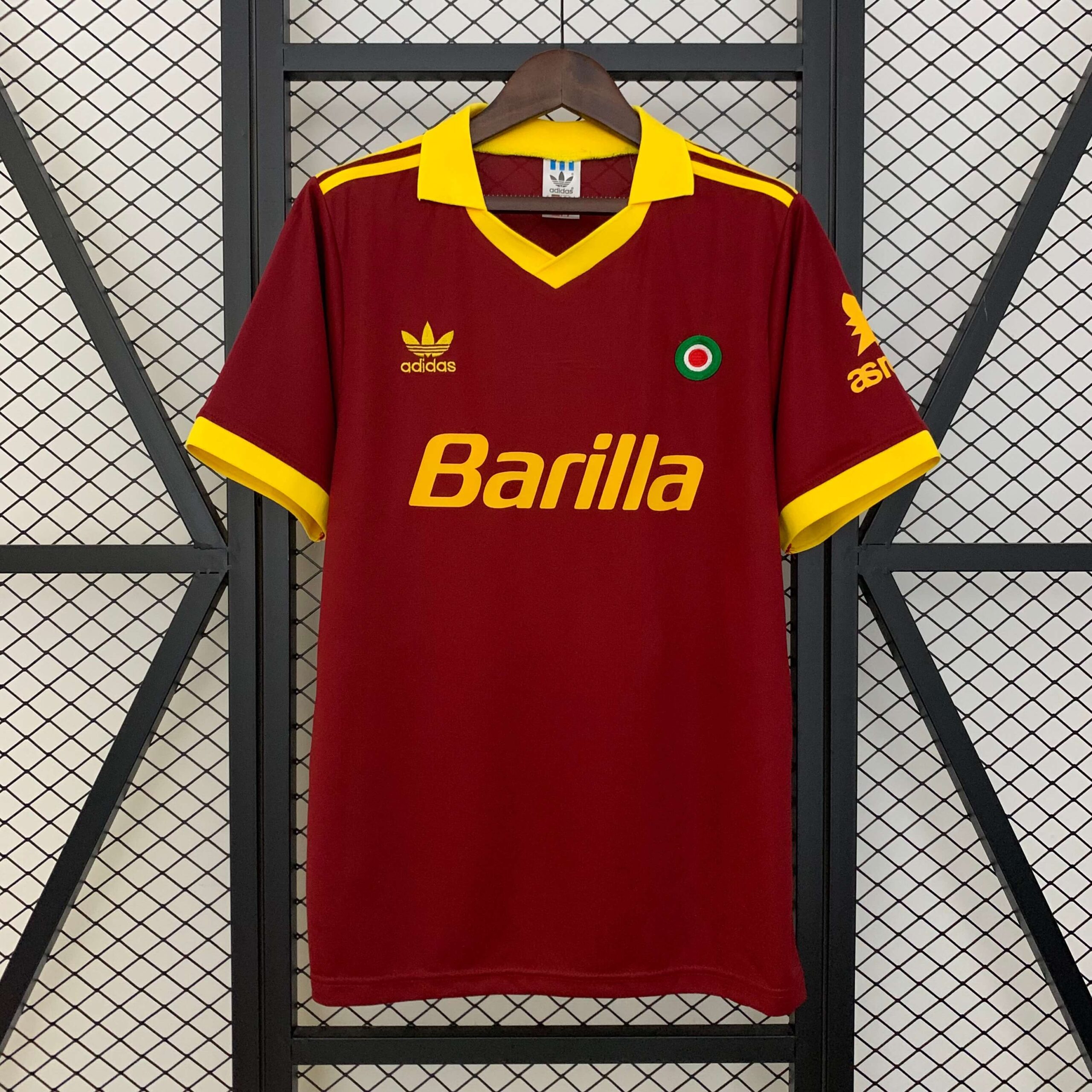 33032006f0cb67c453a4e94c061520bd.jpg 1991/1992 Retro AS Roma Home Football Shirt 1:1 Thai Quality - Image 1