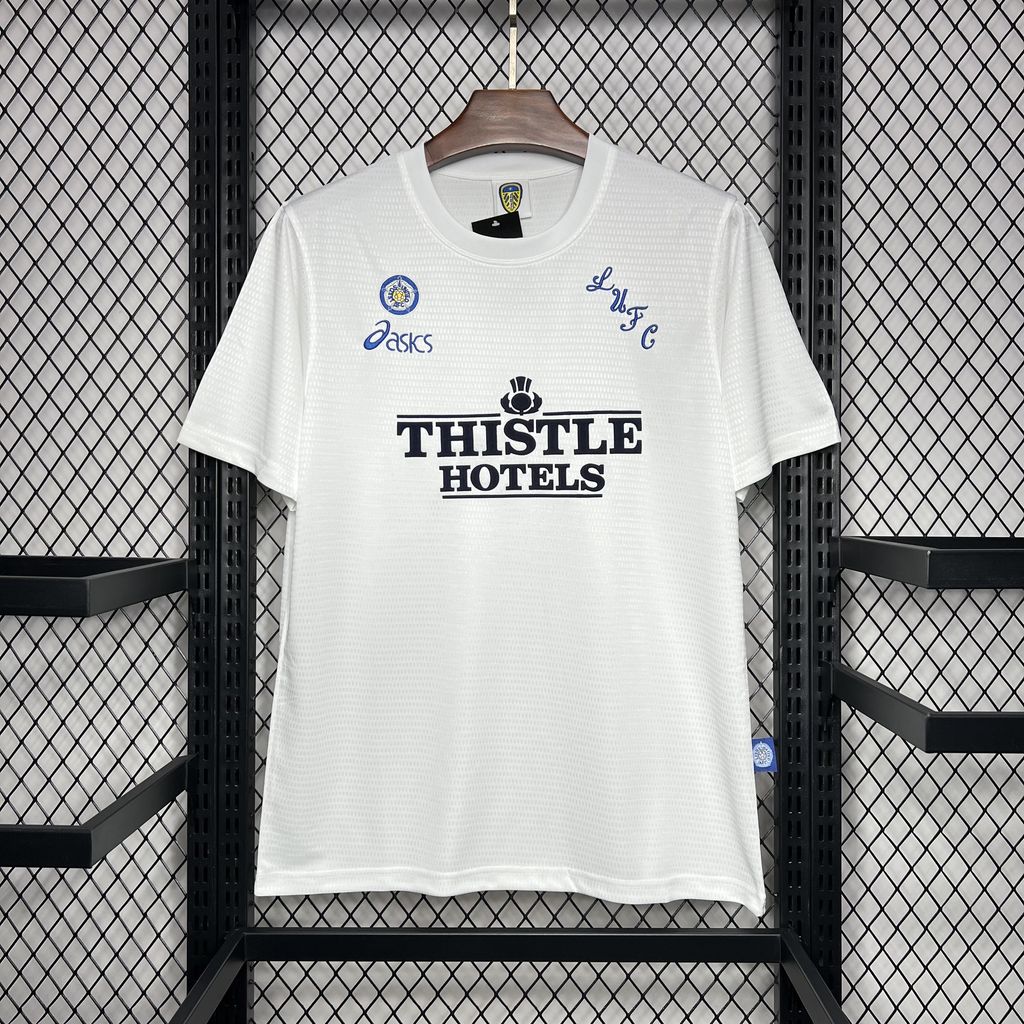 334ba3a7bd579152c0ad604ff89d2a73.jpg 1995/1996 Retro Leeds United Home Football Shirt 1:1 Thai Quality - Image 1