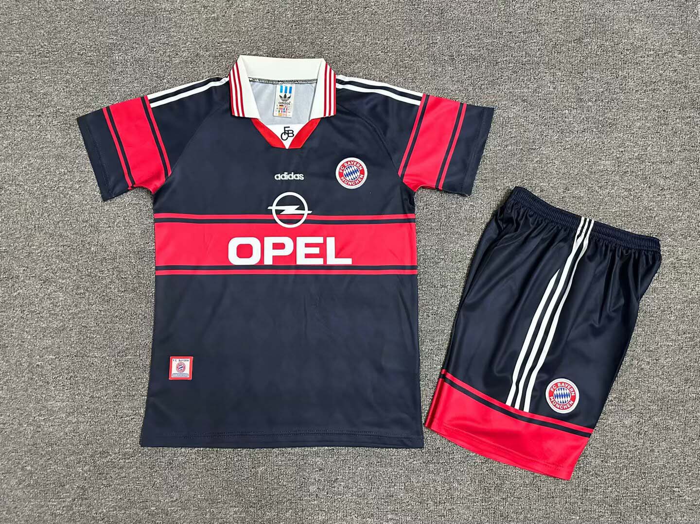424312c4beb8044364e67fc901ed123a.jpg 1997/1999 Retro Bayern Munchen Home Football Shirt Kids Size 1:1 Thai Quality - Image 1