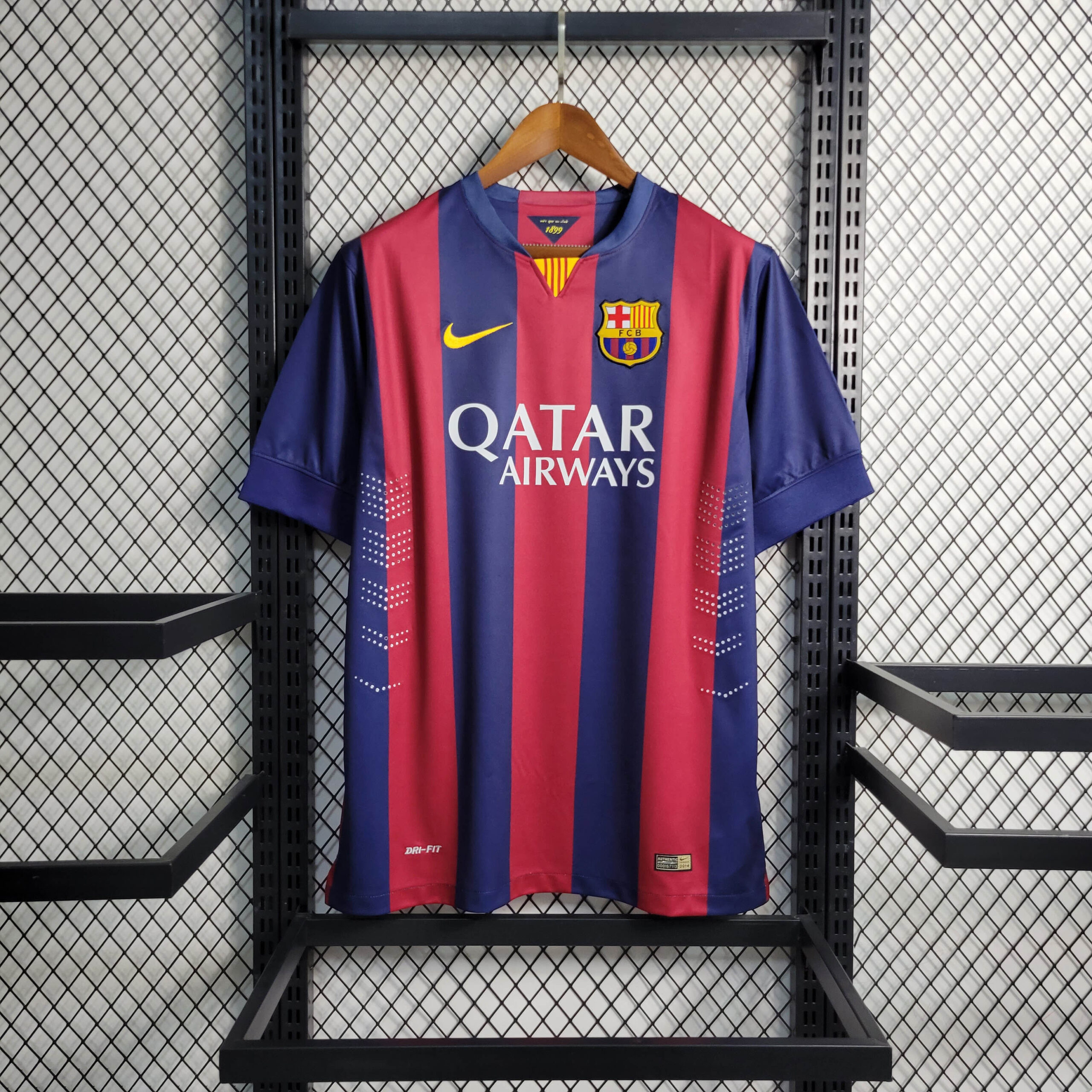 4749aa638798e7ae32d1cc49c08852c5.jpeg 2014/2015 Retro Barcelona Home Football Shirt 1:1 Thai Quality - Image 1