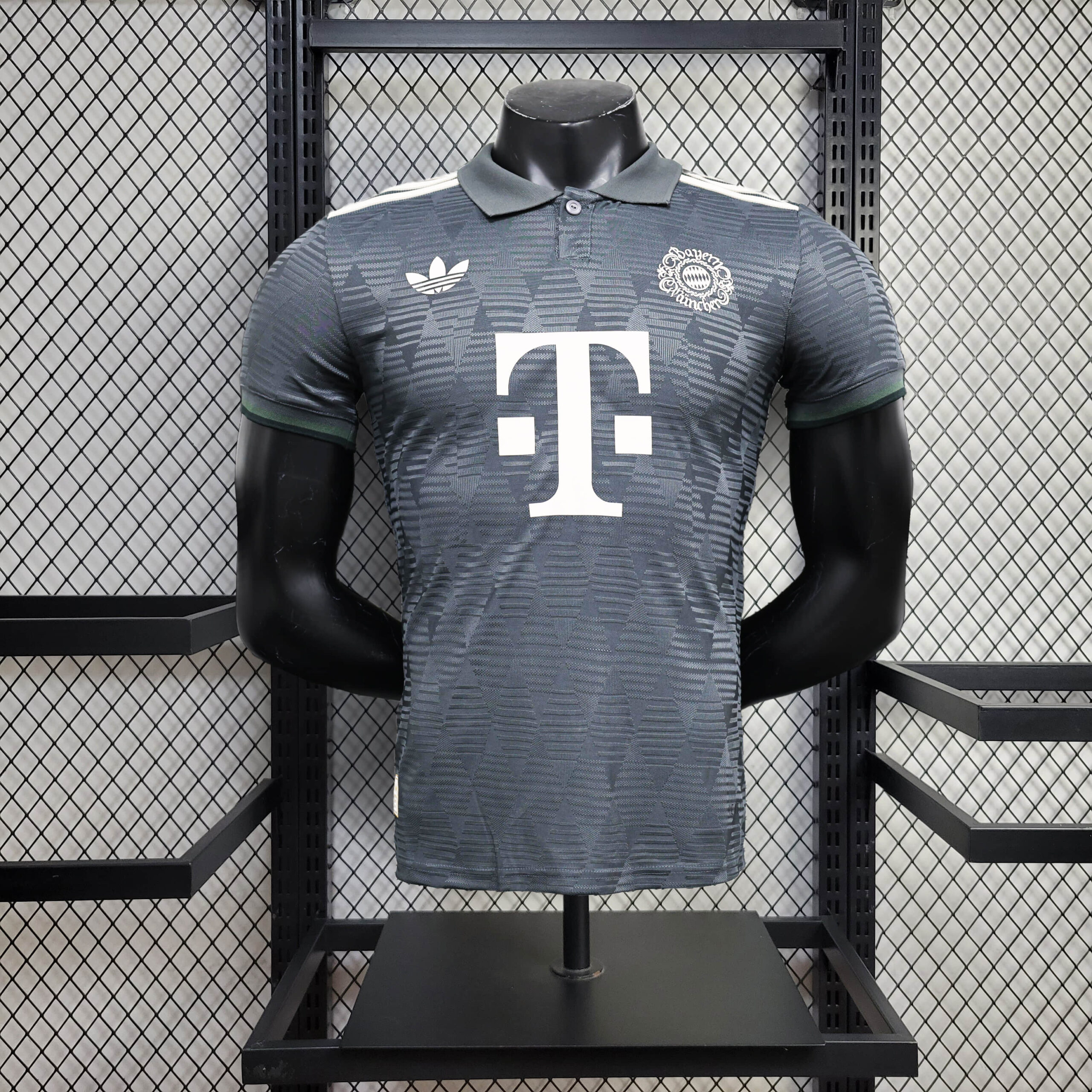 48b48d73ffc9a17f939e74fc3ab2aaf8.jpg 2024/2025 Player Version Bayern Munchen Beer Version Football Shirt 1:1 Thai Quality - Image 1