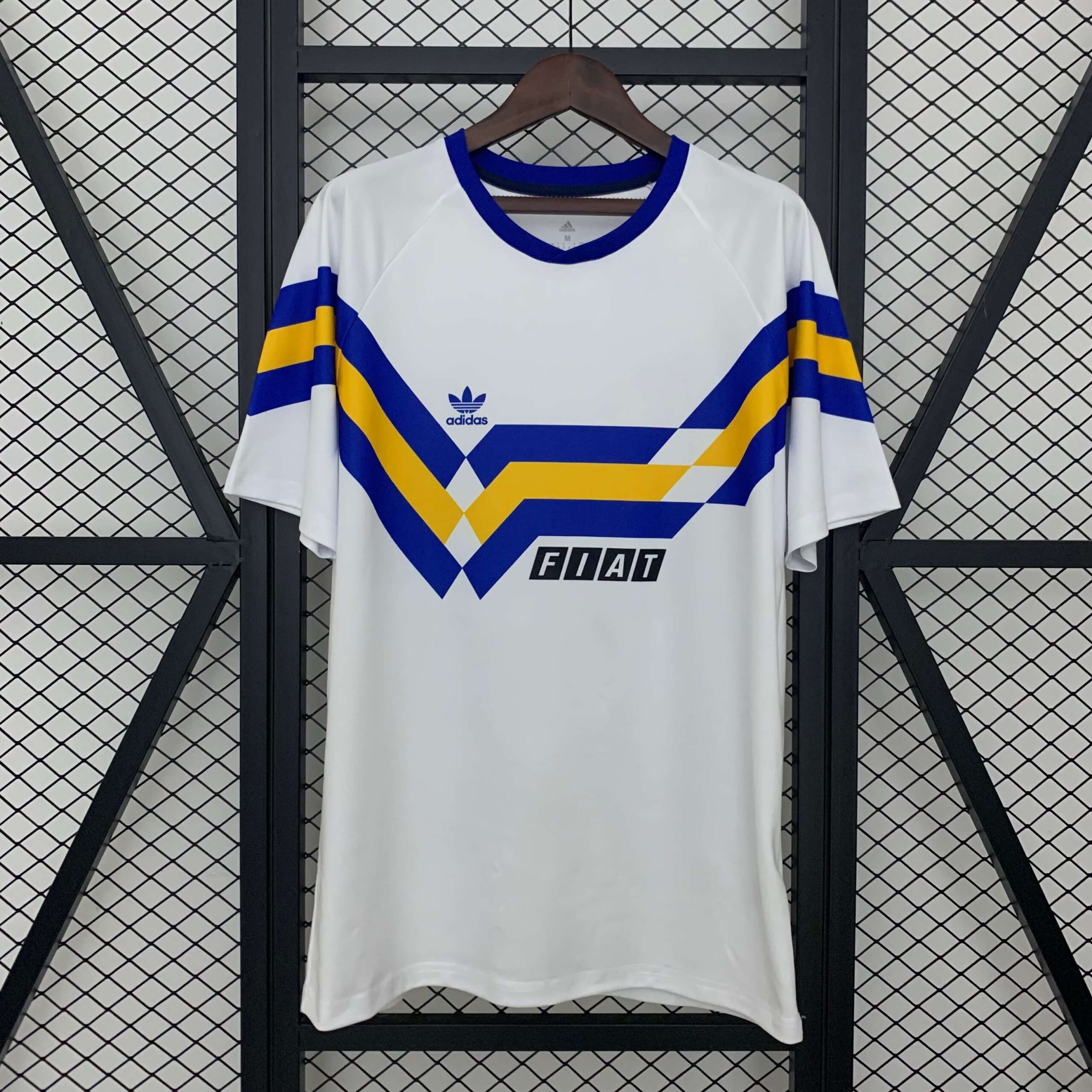 4e4ca4da5e1eeb090418b4f5b8046e5a.jpg 1990/1991 Retro Boca Juniors Away Football Shirt 1:1 Thai Quality - Image 1