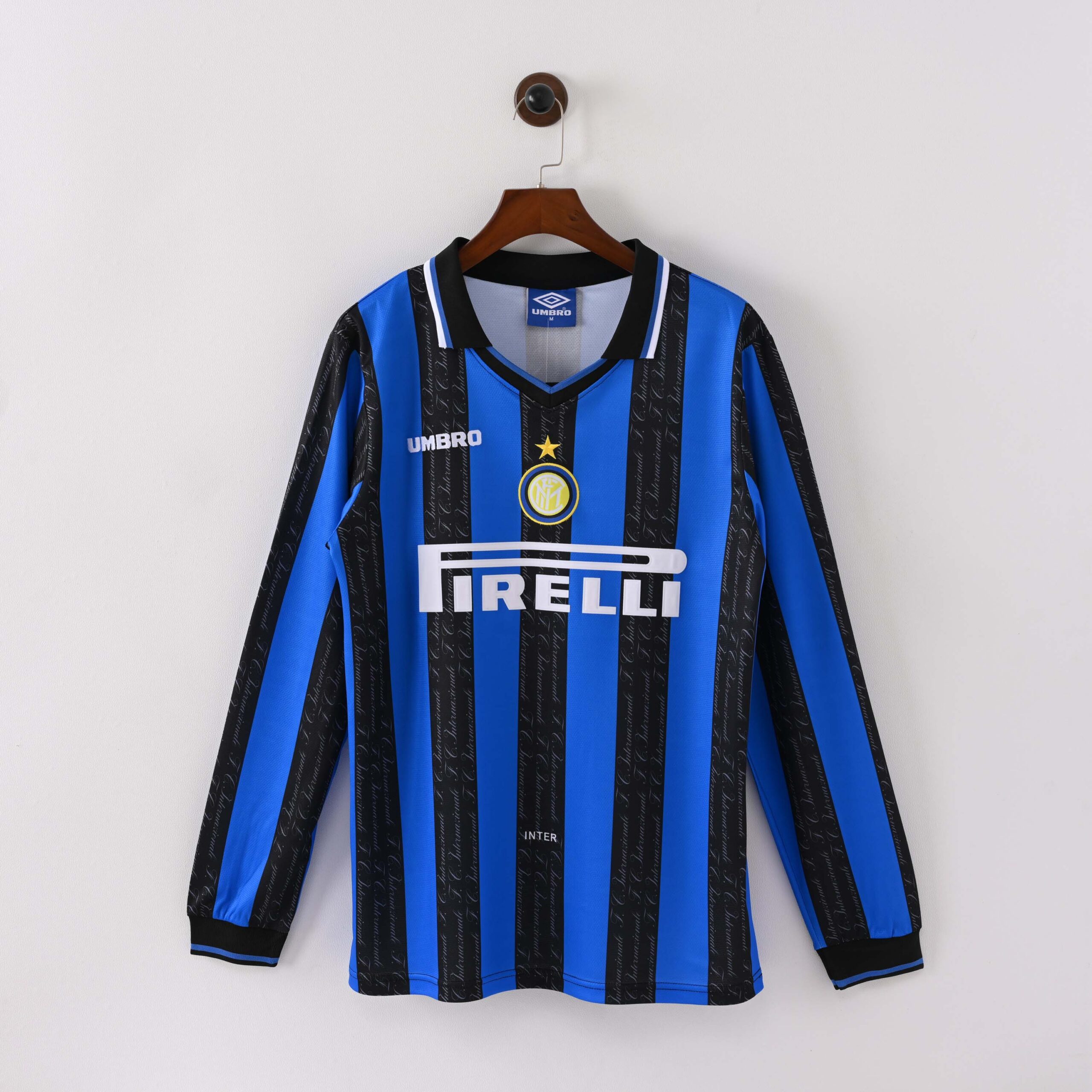 524d57d3a34e5d4222931b46424d1cd7.jpg 1997/1998 Retro Long Sleeve Inter Milan Home Football Shirt 1:1 Thai Qualit - Image 1