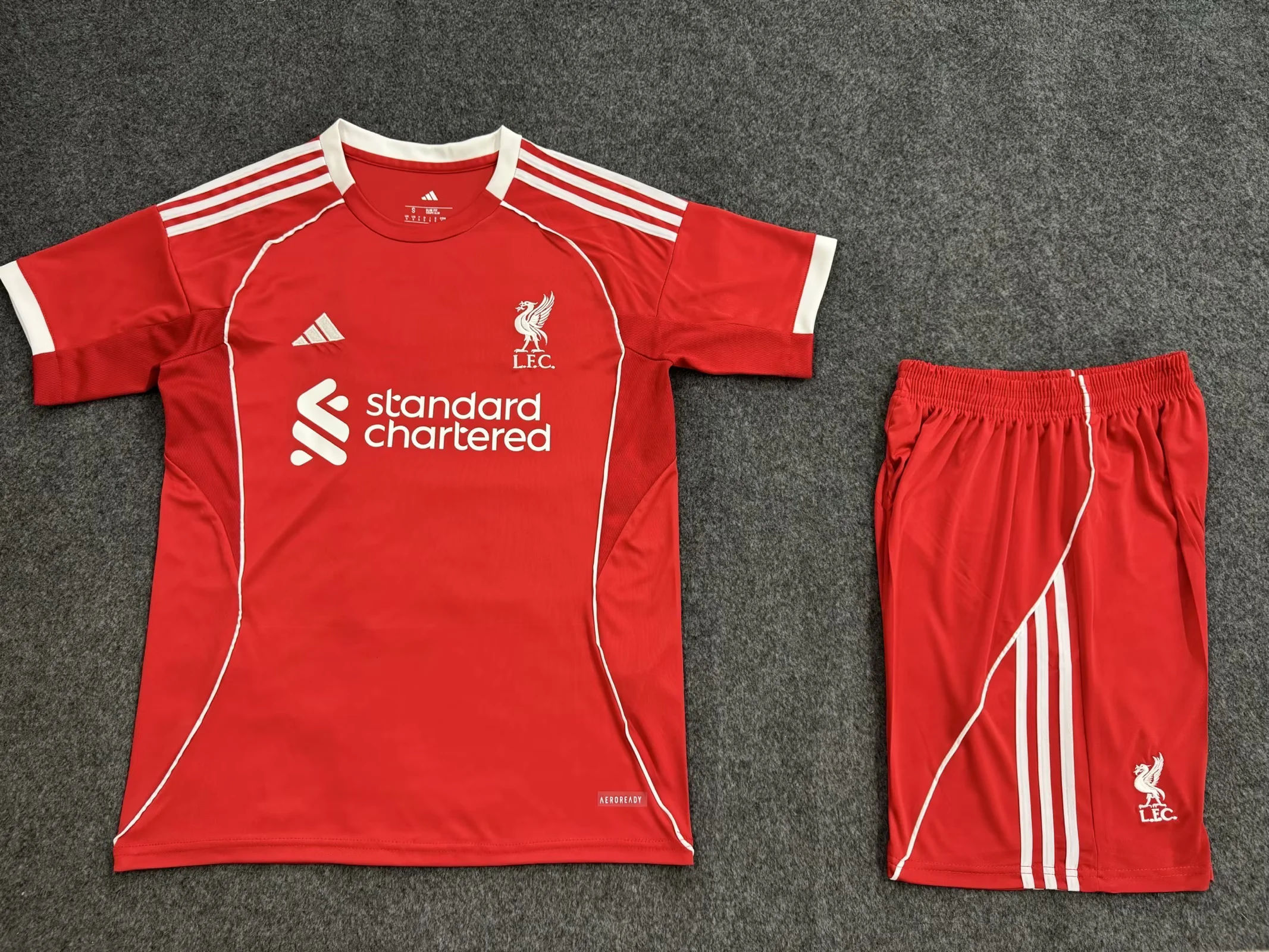 565b0a62149ace1c39a27b022164c03f.webp 2025/2026 Liverpool Home Football Shirt Kids Size 1:1 Thai Quality - Image 1