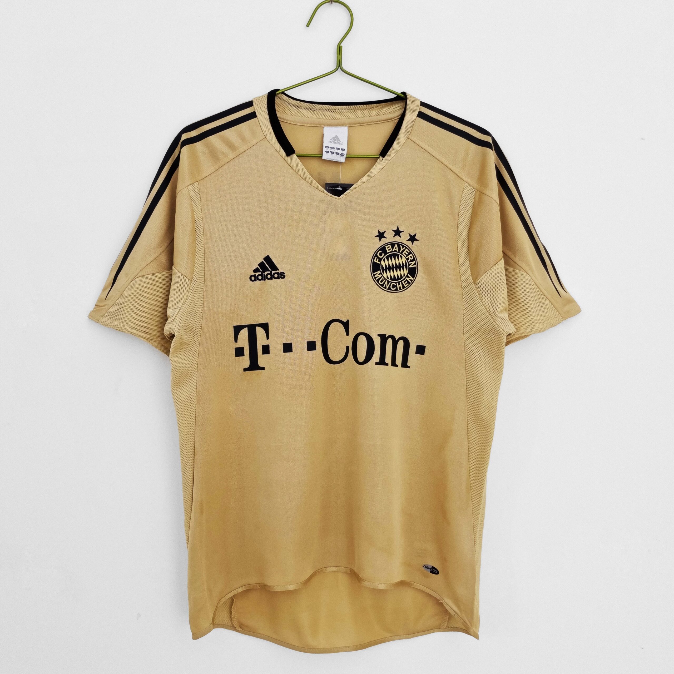 569da4e734c6338611862162c63b0ac7.jpg 2004/2005 Retro Bayern Munchen Away Football Shirt 1:1 Thai Quality - Image 1