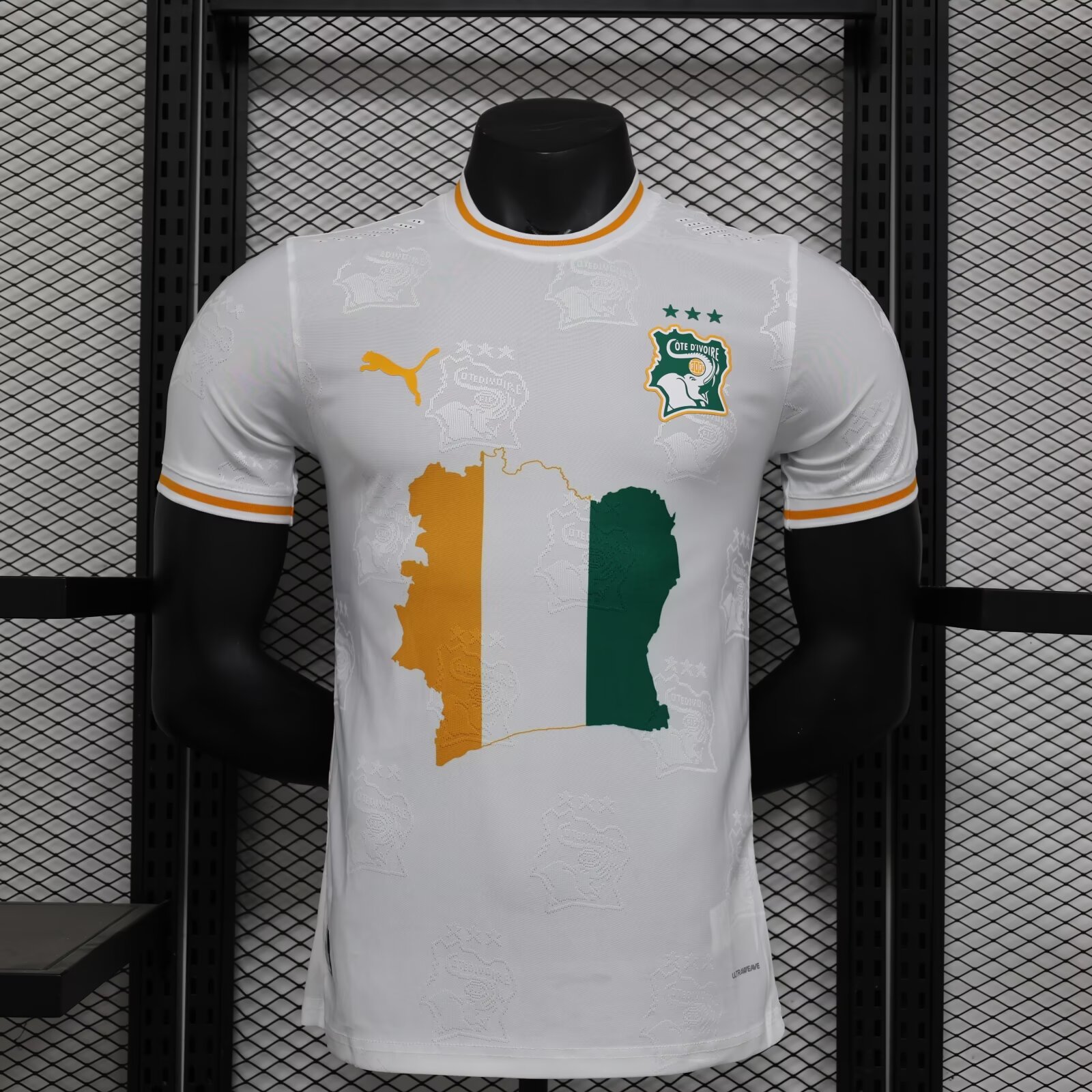 5749b687d325f2d239f34b5fb993646b.jpg 2024 Player Version Ivory Coast Special Edition Football Shirt 1:1 Thai Quality - Image 1