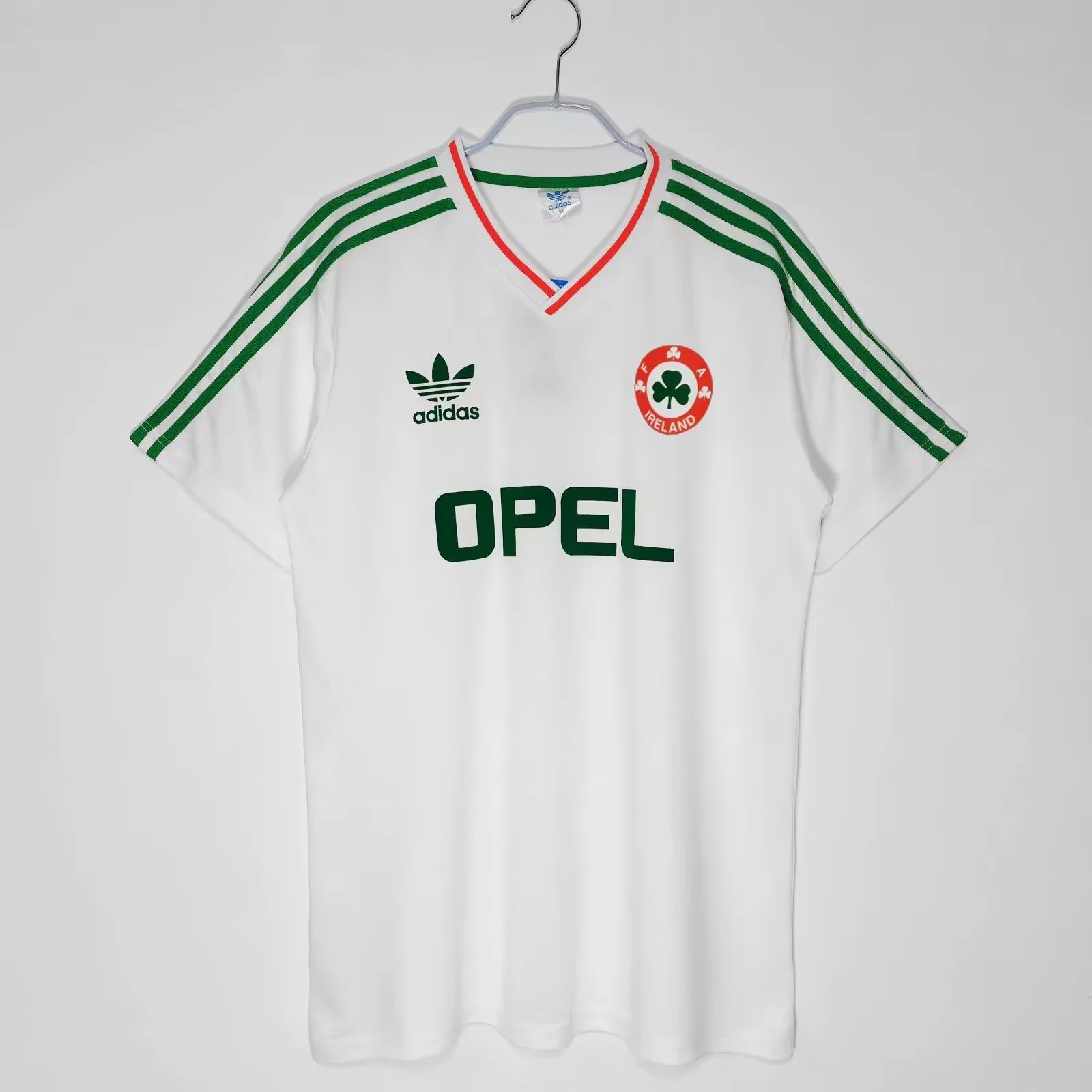 5b484ecc0fc23285c4b174296fbd8e5f.jpg 1990 Retro Ireland Away Football Shirt 1:1 Thai Quality - Image 1