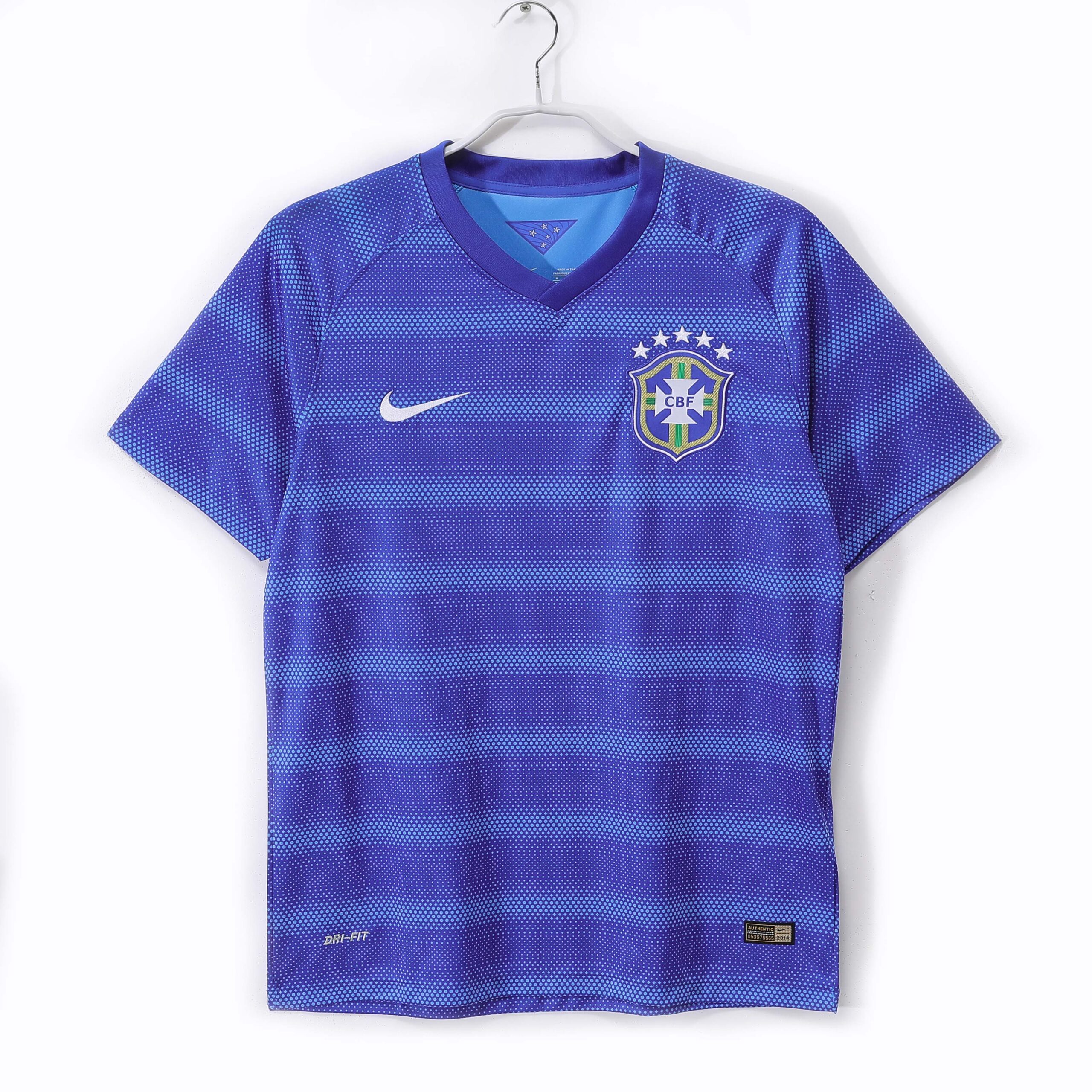 64678190f2c5291fc7bb4cea5fe15c15.jpg 2014 Retro Brazil Away Football Shirt 1:1 Thai Quality - Image 1