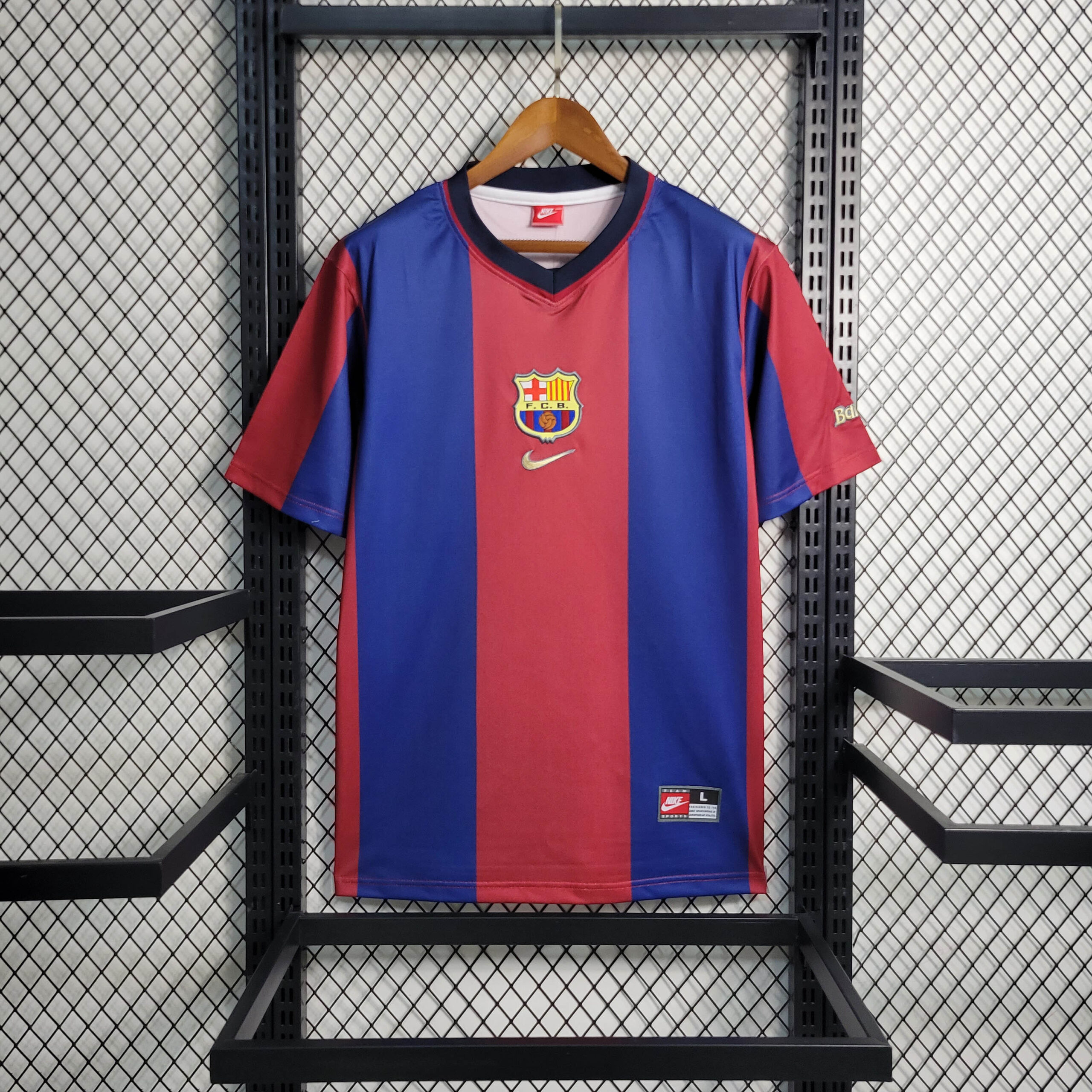 65ce3732f06bd1e8f469392b1670aaba.jpeg 1998/1999 Retro Barcelona Home Football Shirt 1:1 Thai Quality - Image 1