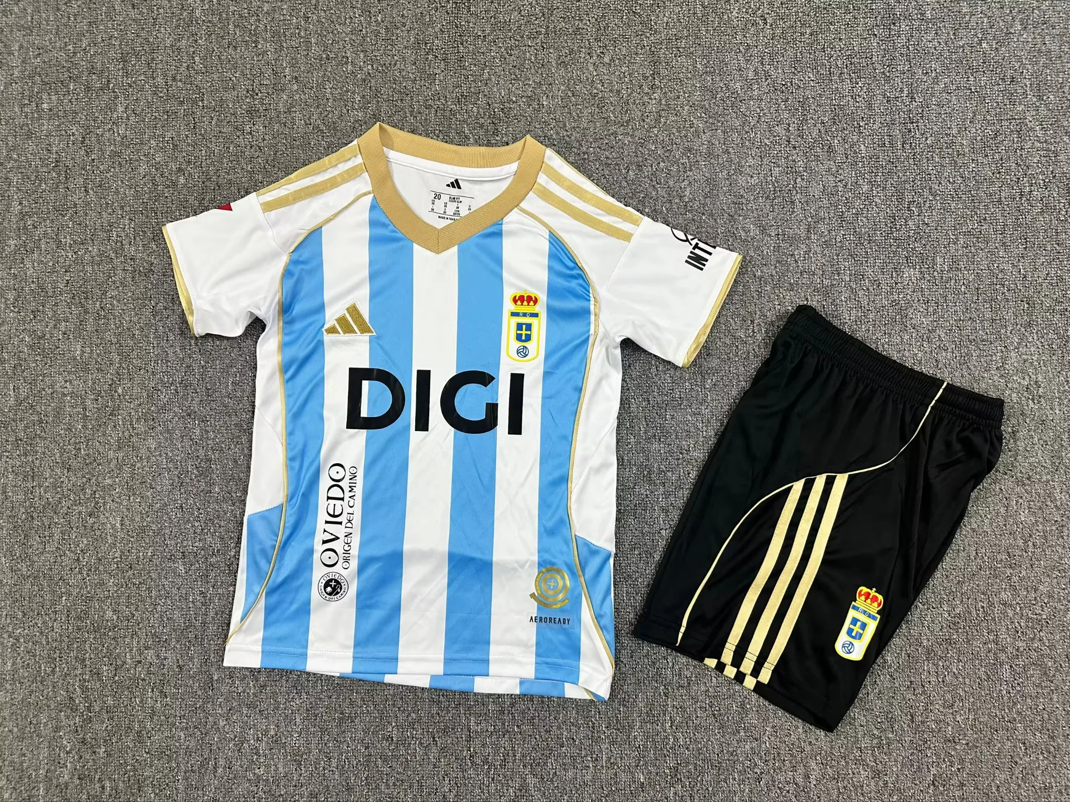 697a87f5dc90f5b728ea0fce9b892cbf.webp 2025/2026 Real Oviedo Vetusta Third Away Football Shirt Kids Size 1:1 Thai Quality - Image 1