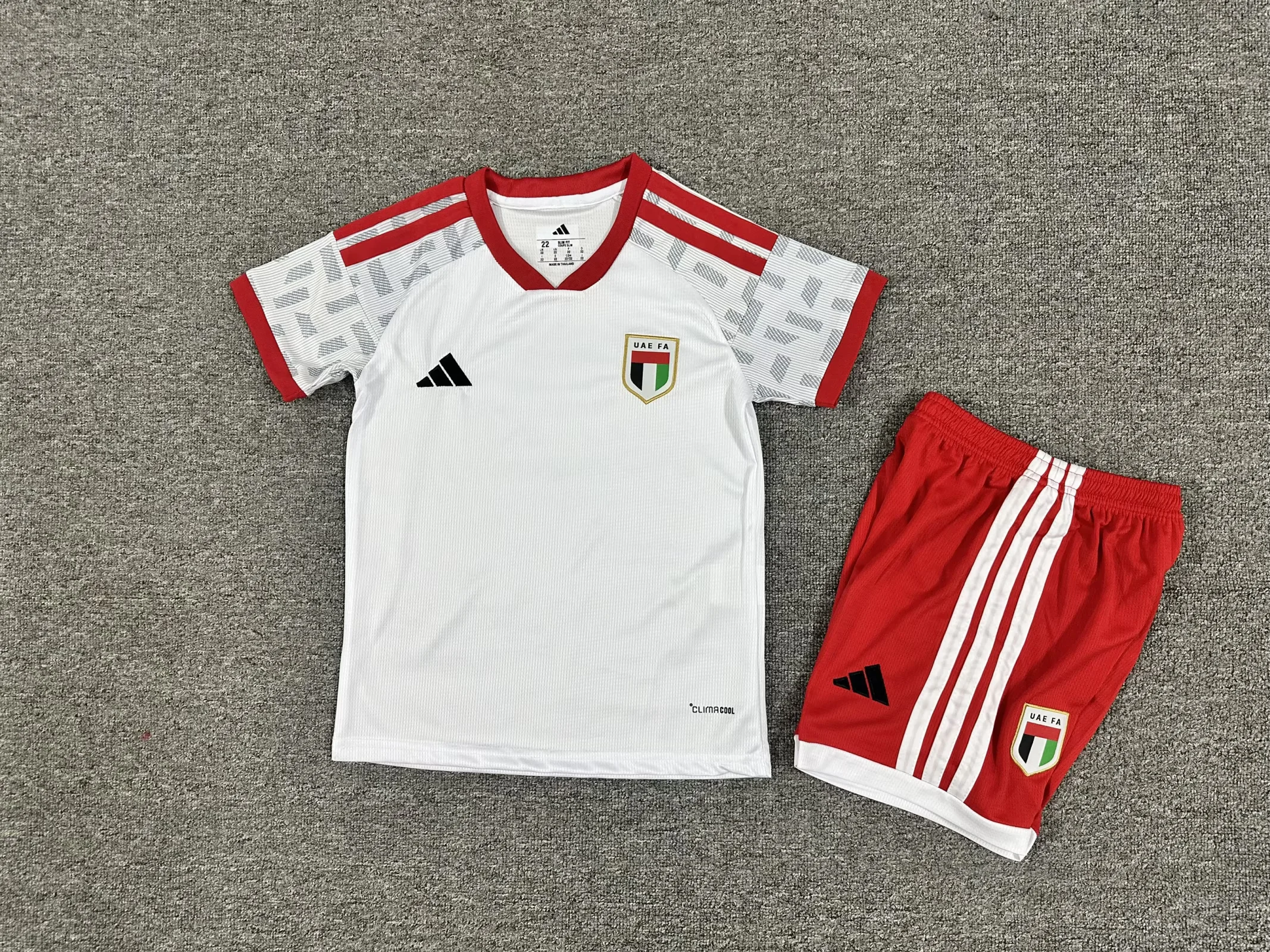 6cc143beb31ec90227eab84c07bbe9cd.webp 2026 United Arab Emirates Home Football Shirt Kids Size 1:1 Thai Quality - Image 1