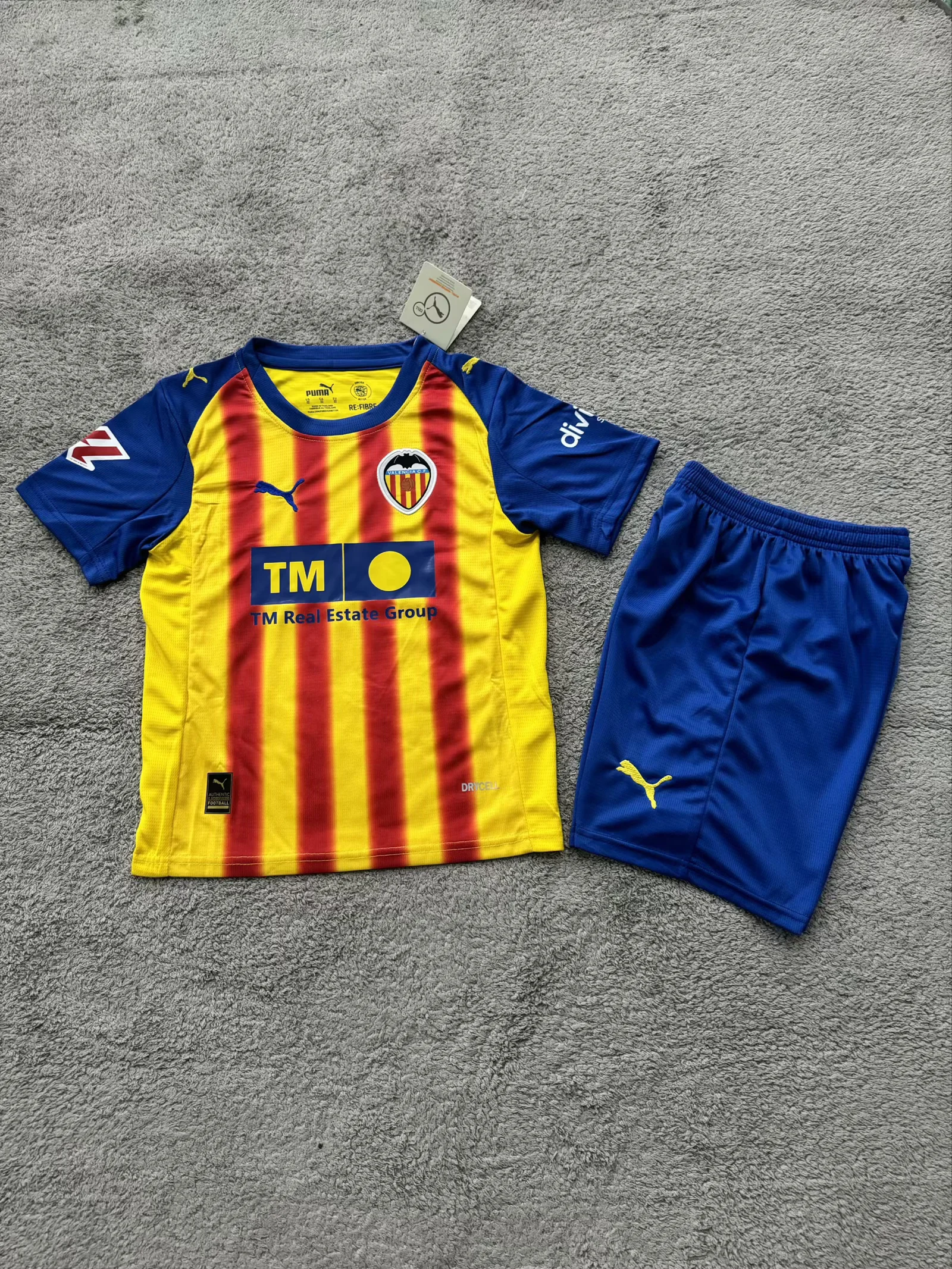 6f90f4e8dacb413e645d7c5f32b92c7e.webp 2025/2026 Valencia Third Away Football Shirt Kids Size 1:1 Thai Quality - Image 1