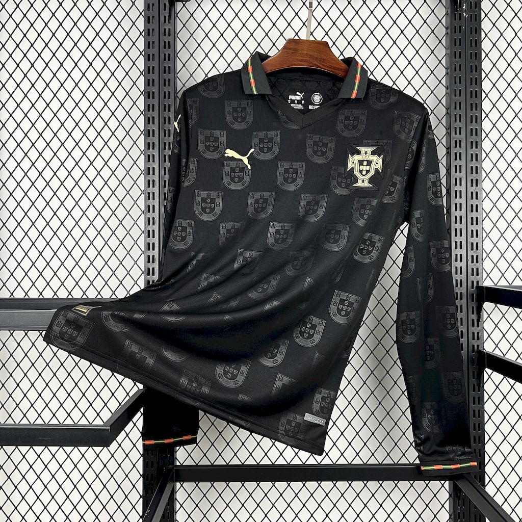7111d9748cf22bd88c0b11e7e94a14ee.jpg 2026 Long Sleeve Portugal Away Football Shirt 1:1 Thai Quality - Image 1