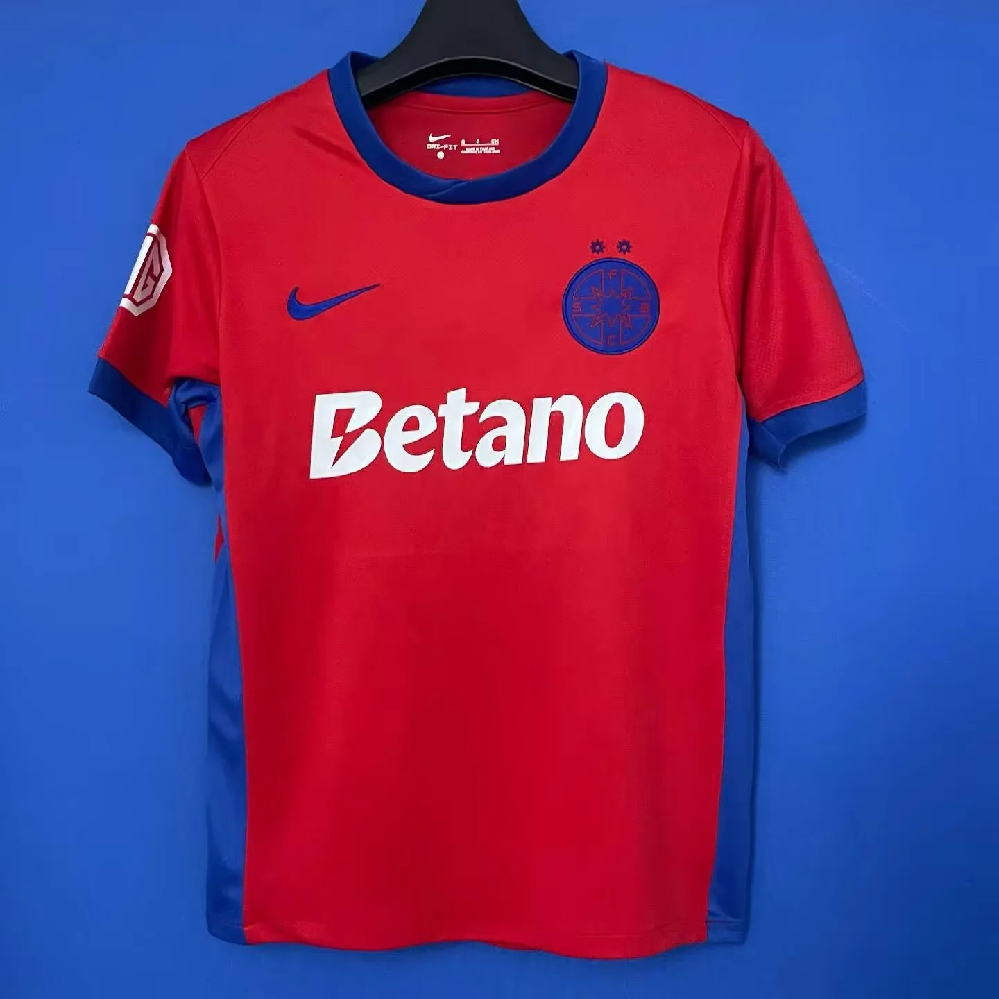 72842404d0778bd0b5ca2516f60ccf58.webp 2025/2026 FCSB Home Football Shirt 1:1 Thai Quality - Image 1