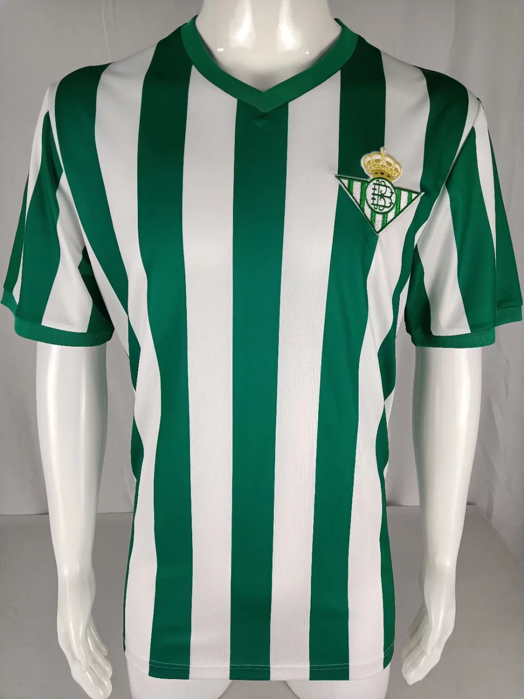 738d71e45181c87be94225ae025d28bb.webp 1976/1977 Real Betis Home Football Shirt 1:1 Thai Quality - Image 1