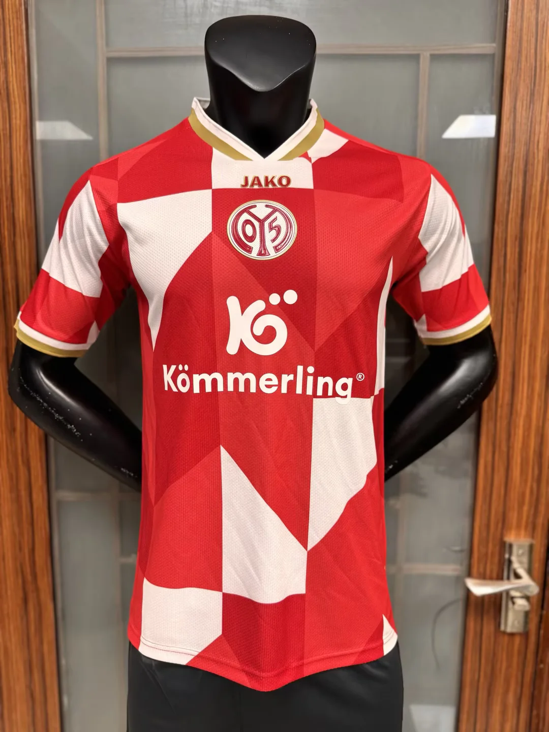 778916e69b45d513ce6a0ec4e81dab52.webp 2025/2026 Mainz Special Edition Football Shirt 1:1 Thai Quality - Image 1