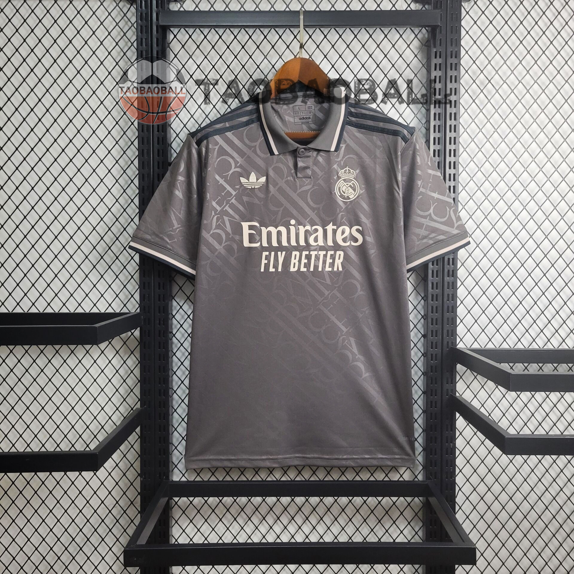 7877275dcab9803f92c7f484020d3fcb.jpg 2024/2025 Real Madrid Third Away Football Shirt 1:1 Thai Quality - Image 1