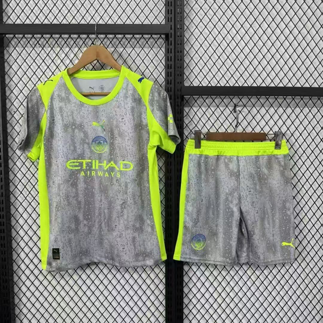 7b6a888fe50f6f4e1f1c6f3ae0469165.jpg 2025/2026 Manchester City Third Football Shirt Kids Size 1:1 Thai Quality - Image 1