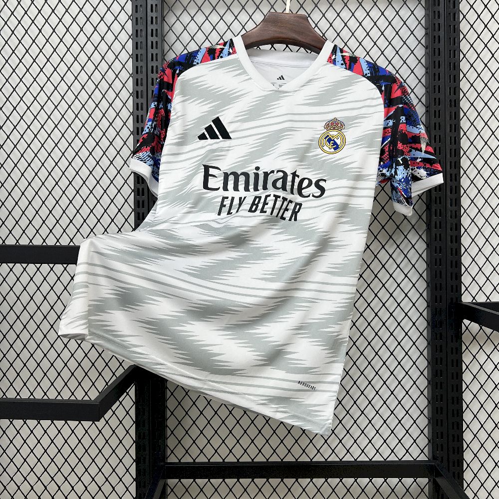 7dc51f436a3ee994c9a10d4d142f627d.jpg 2025/2026 Real Madrid Special Edition Football Shirt 1:1 Thai Quality - Image 1