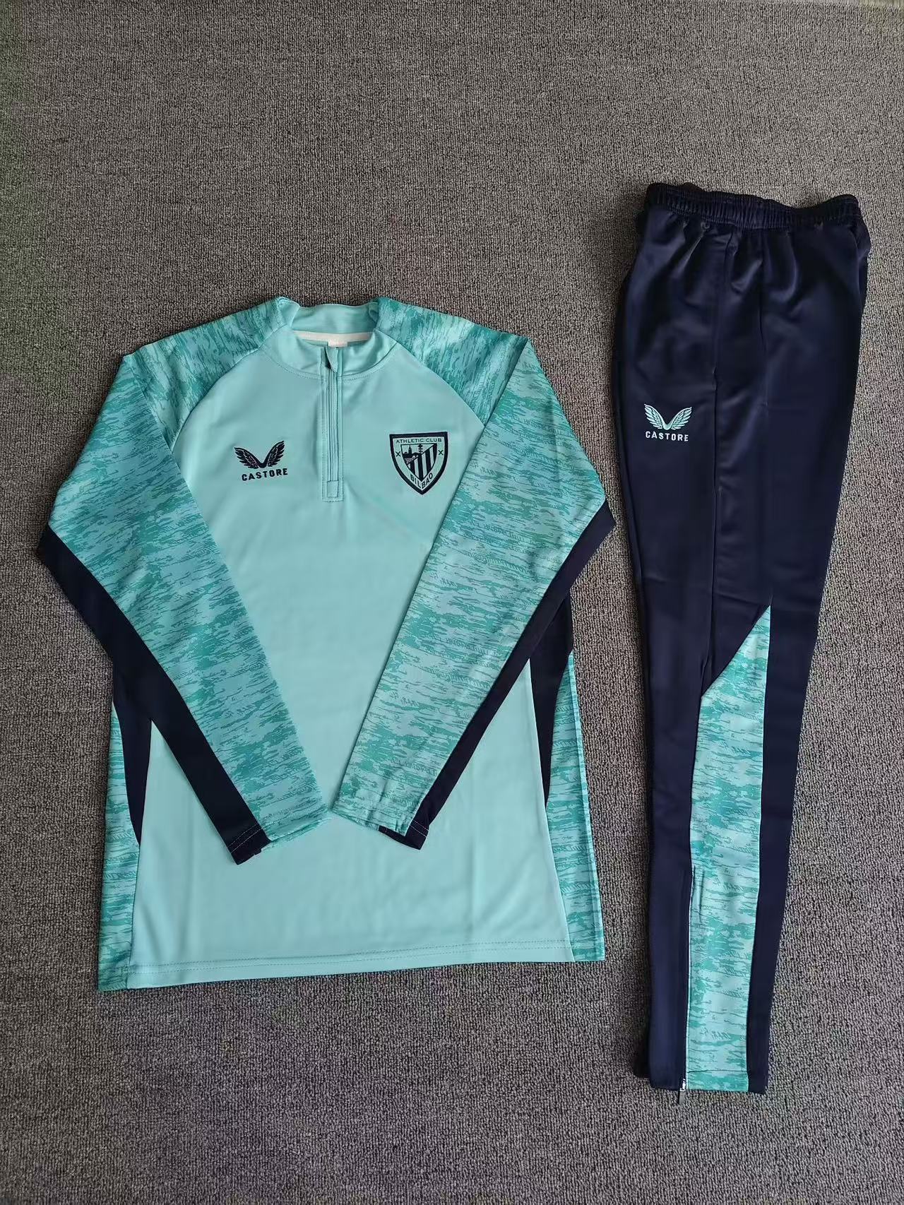 85d870556b16157698398d7e2ca17594.jpg 2025/2026 Athletic Bilbao Half-Pull Training Suit Kids Football Shirt 1:1 Thai Quality Set - Image 1