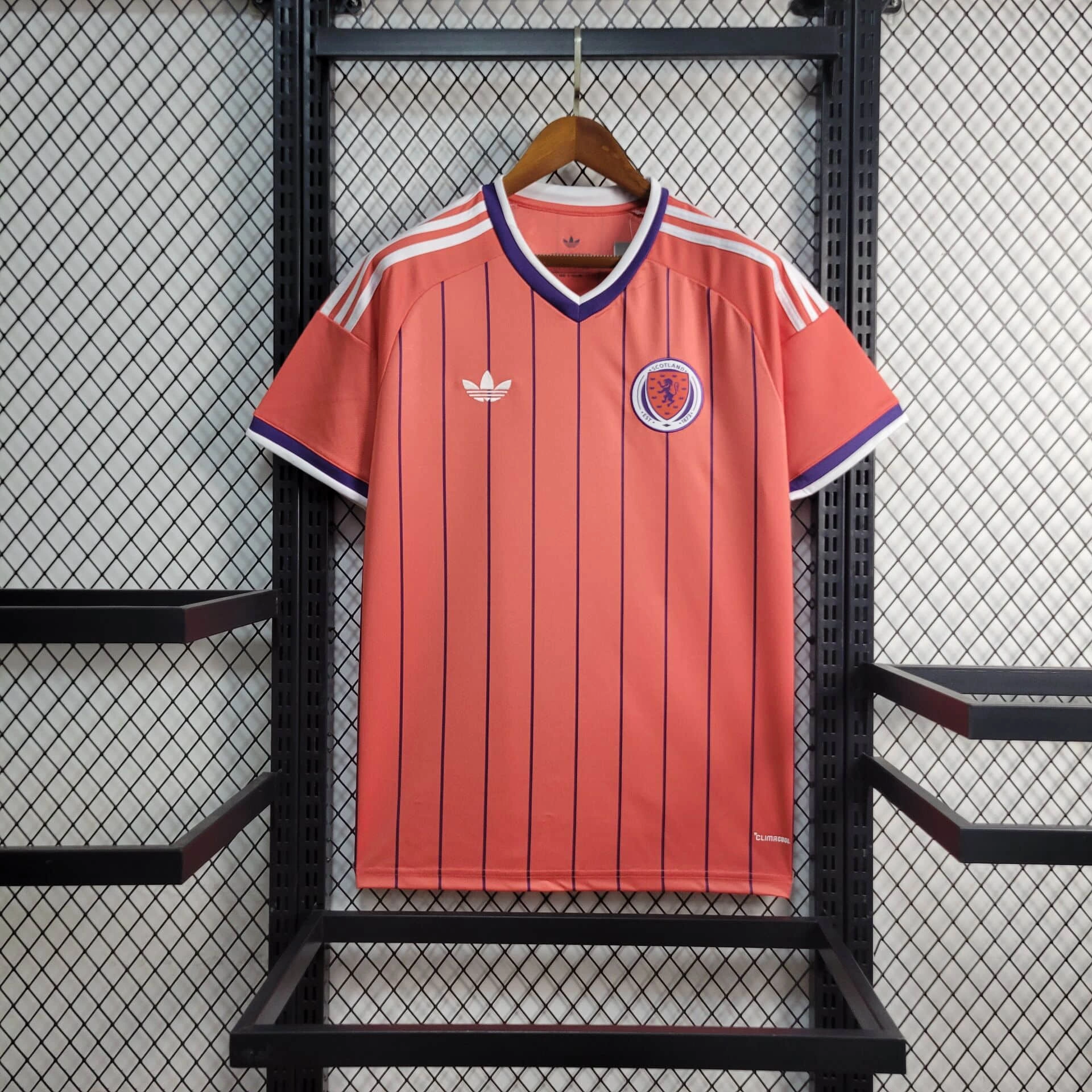 88ebf46fa6b873756370cd489f042072.webp 2026 Scotland Away Football Shirt 1:1 Thai Quality - Image 1