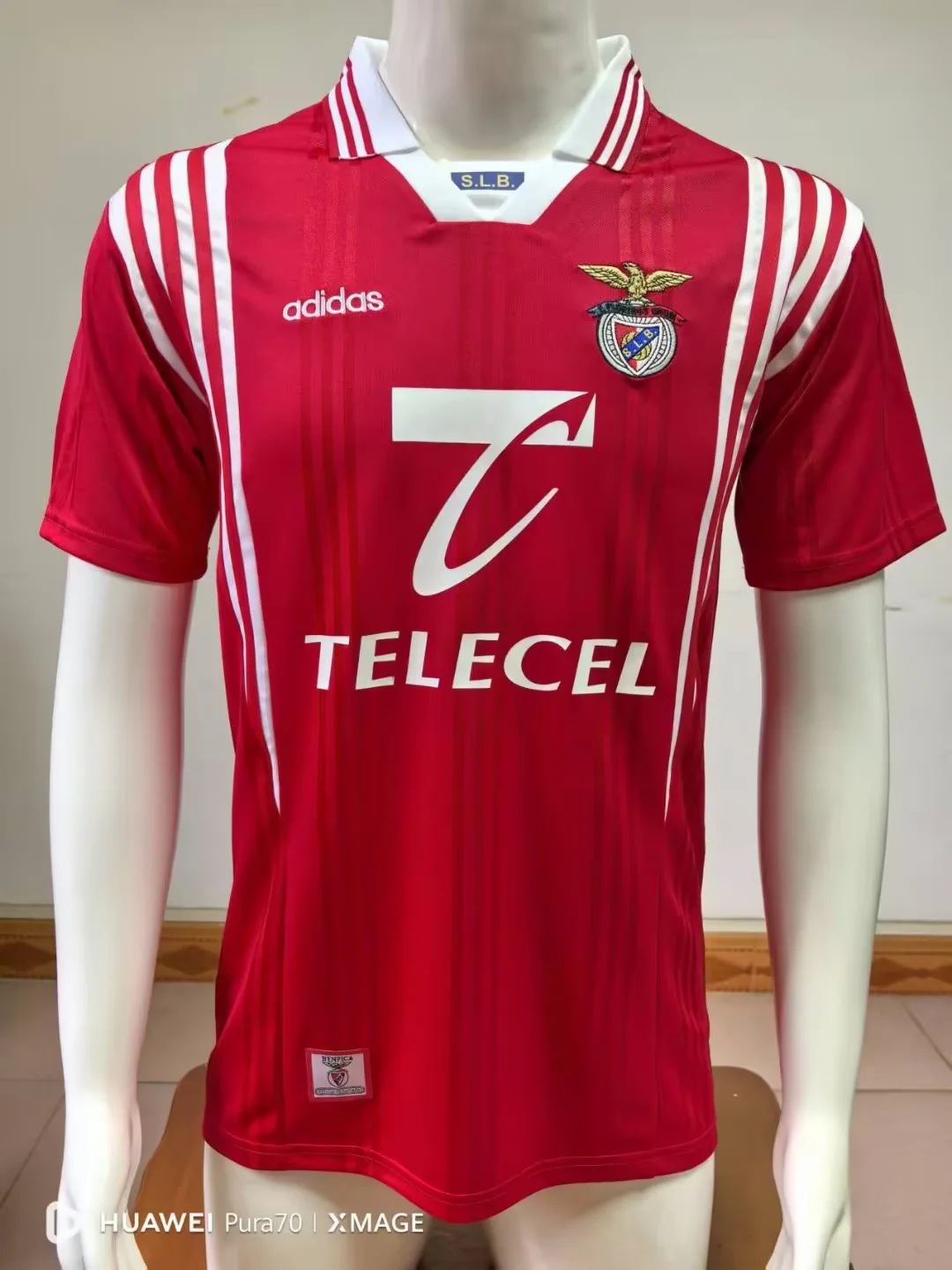 8e5a65bd600b74672597647c9f5b606f.webp 1997/1998 Retro Benfica Home Football Shirt 1:1 Thai Quality - Image 1