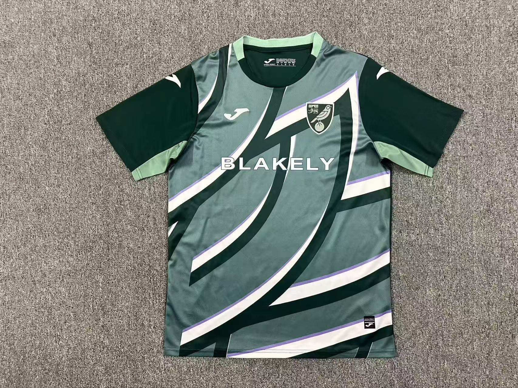 912e5ebb7a69188e49a96ff768a977b9.jpg 2025/2026 Norwich City Away Football Shirt 1:1 Thai Quality - Image 1