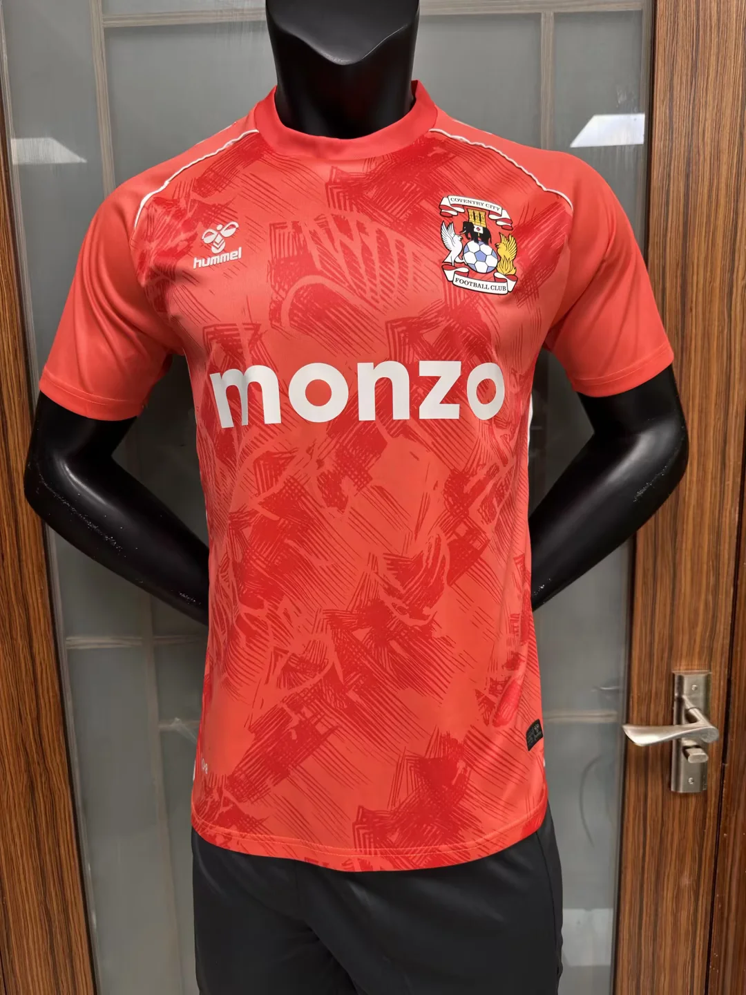 91a85099dcceba9f252112fb50b33746.webp 2025/2026 Coventry City Away Football Shirt 1:1 Thai Quality - Image 1