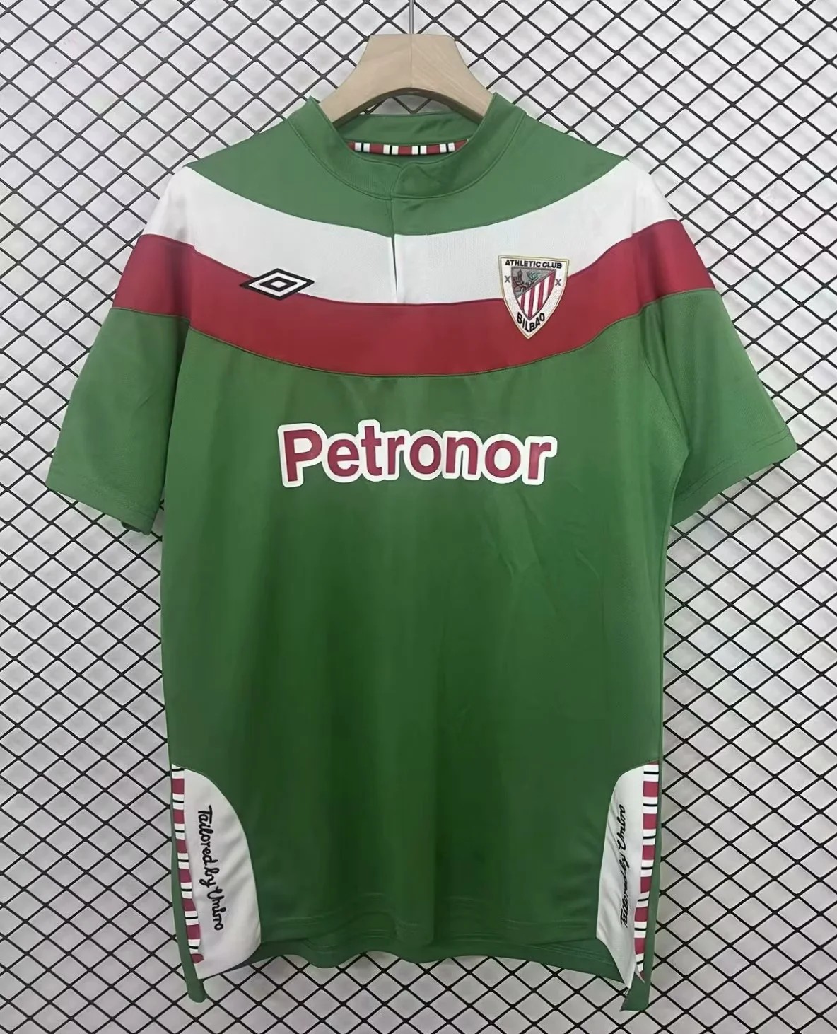 97da17f53527b3a00c1db670726b7cfb.jpg 2011/2012 Athletic Bilbao Away Football Shirt 1:1 Thai Quality - Image 1