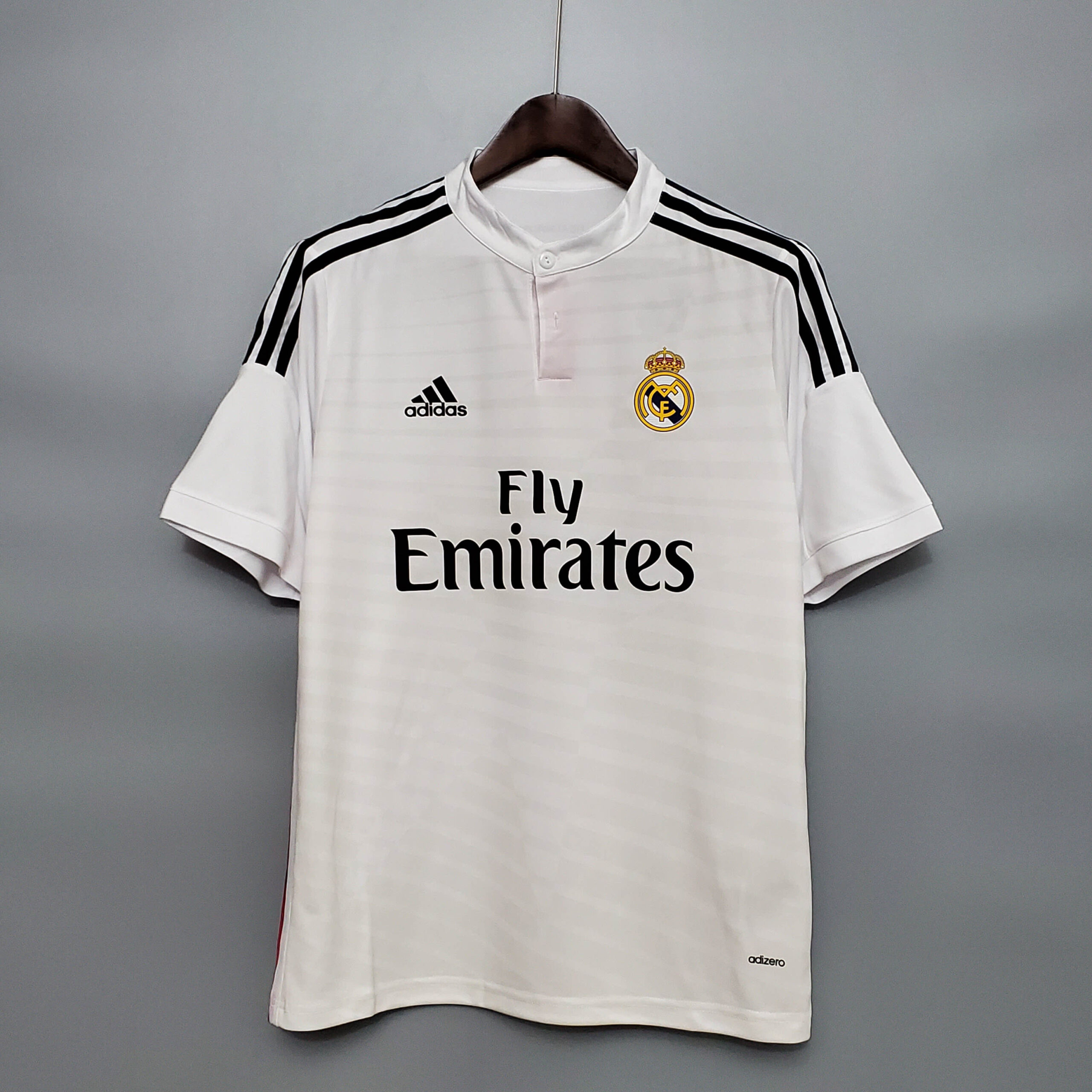 985f434546eb0b9d8f830da490604a4f.jpeg 2014/2015 Retro Real Madrid Home Football Shirt 1:1 Thai Quality - Image 1