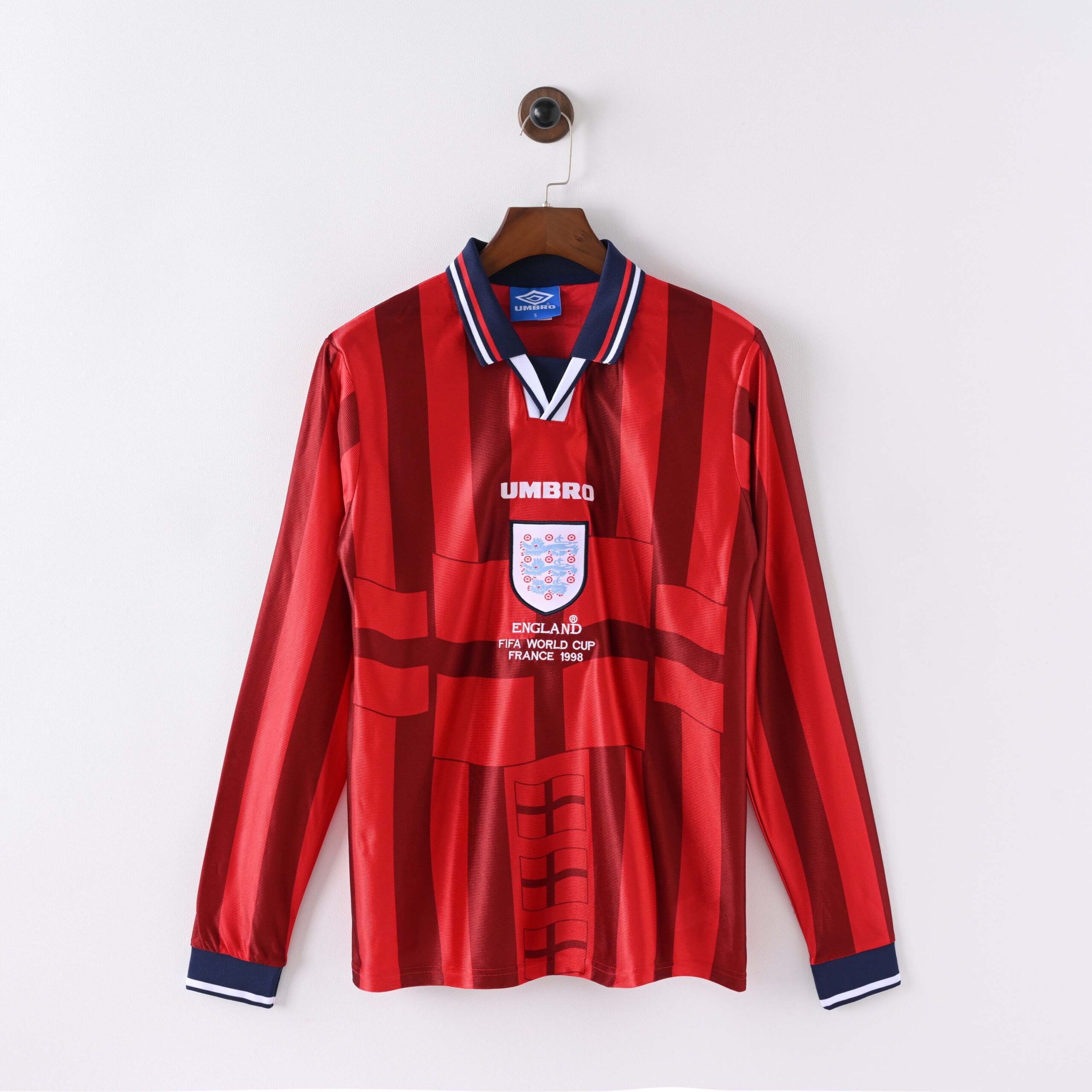 9991b2bf7f58556cb187ffc0adf411e3.jpg 1998 Retro Long Sleeve England Away Football Shirt 1:1 Thai Quality - Image 1