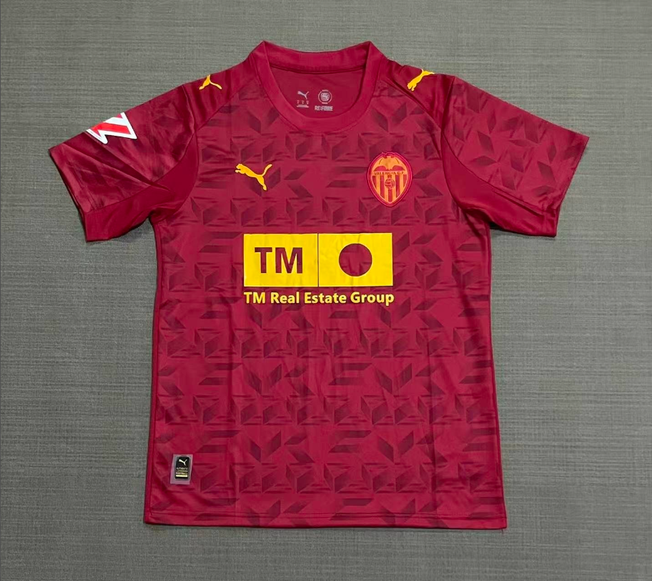 9a7fdab83321063ba7ac62d7a4449a3f.png 2025/2026 Valencia Away Football Shirt 1:1 Thai Quality - Image 1